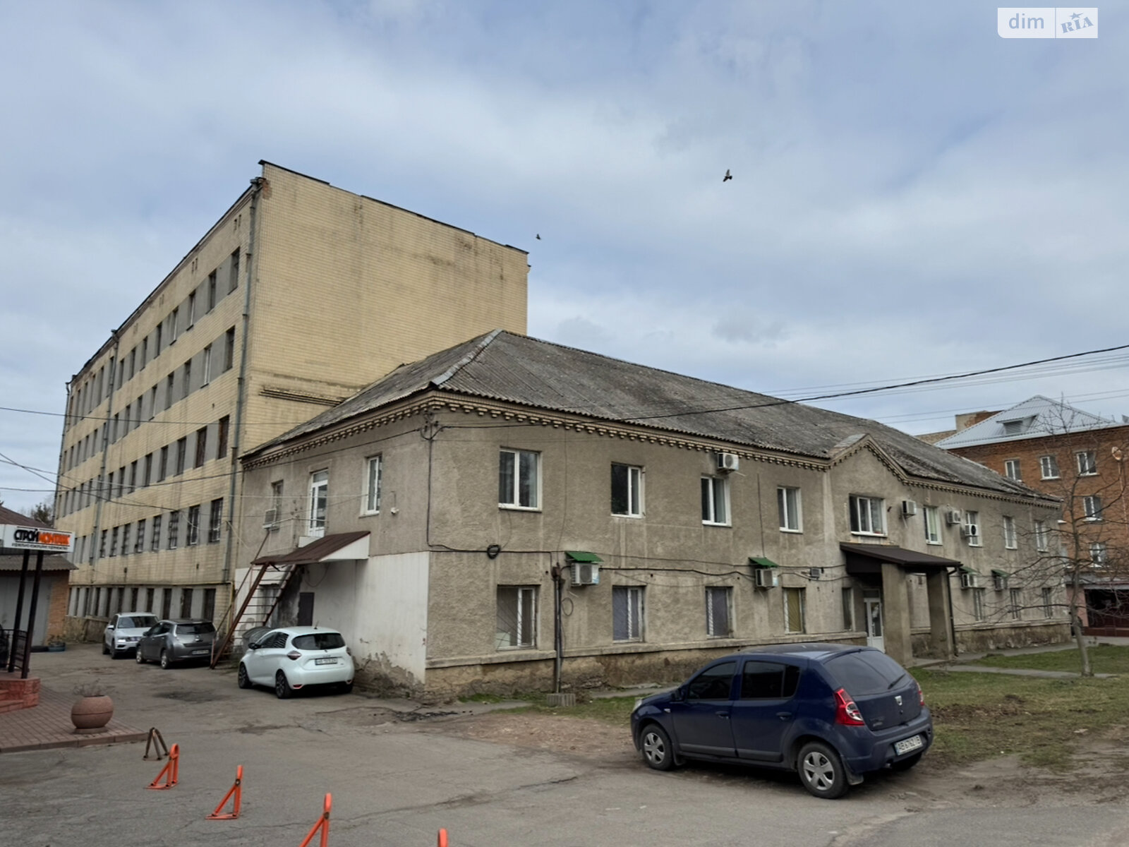 Обʼєкт нерухомості: ПЛОЩА - 3399.7 м², ЦІНА - 1 810 000 $
, вул. Магістратська — HUBTRUST, Вінниця