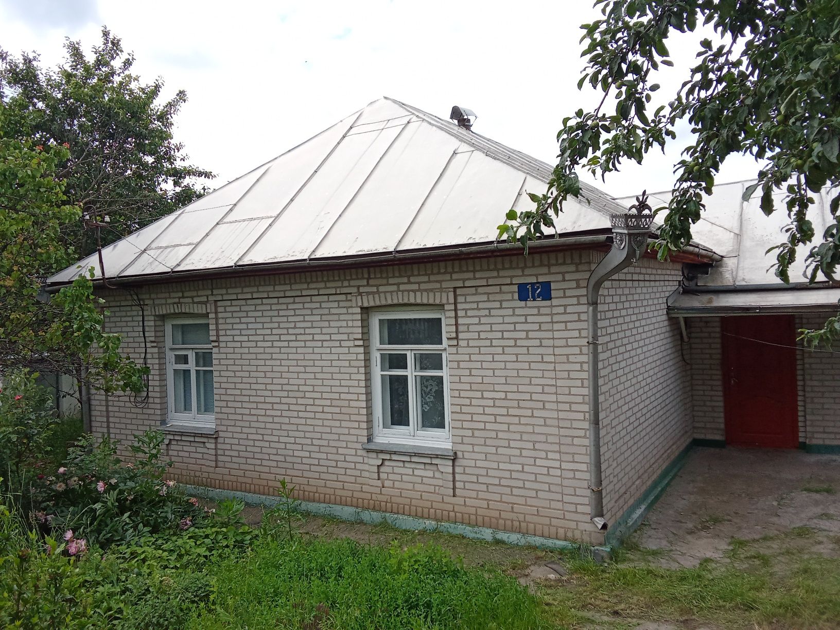 4 КІМ. БУДИНОК, ПЛОЩА - 95 м², ЦІНА - 14 445 $
