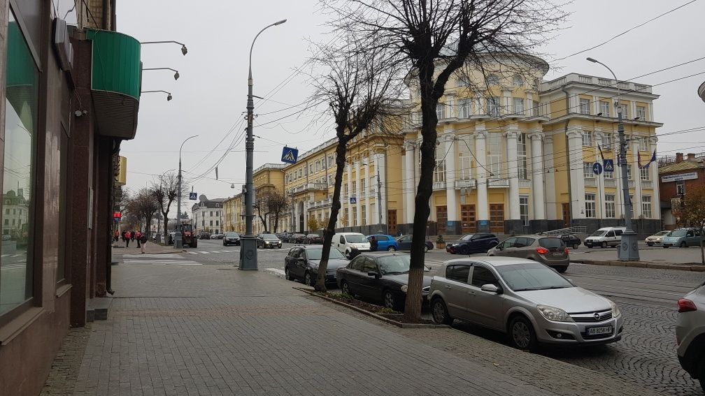 ПЛОЩА - 169 м², ЦІНА - 765 000 $
