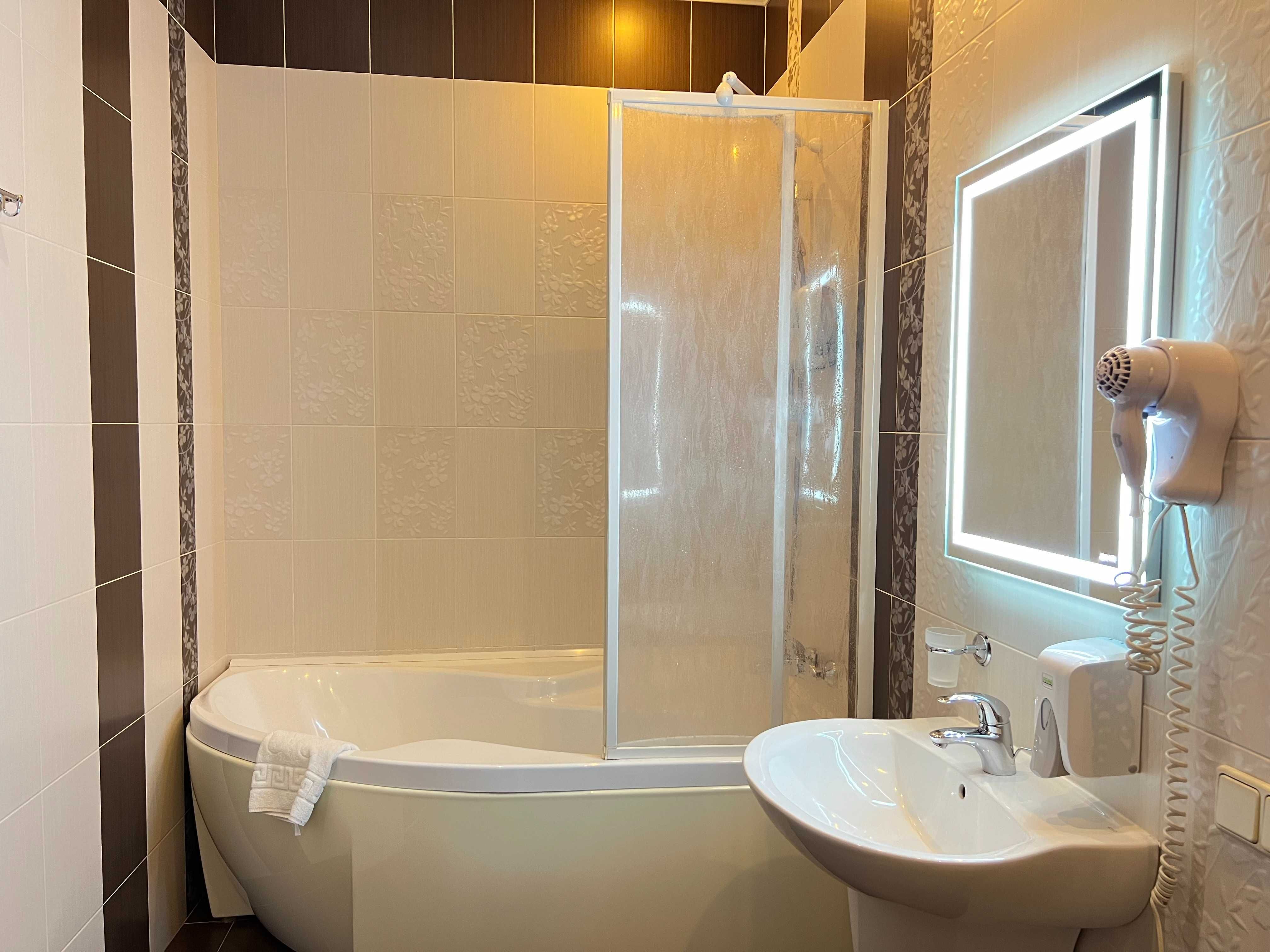 Обʼєкт нерухомості: ПЛОЩА - 910 м², ЦІНА - 1 800 000 $
 — HUBTRUST, Вінниця