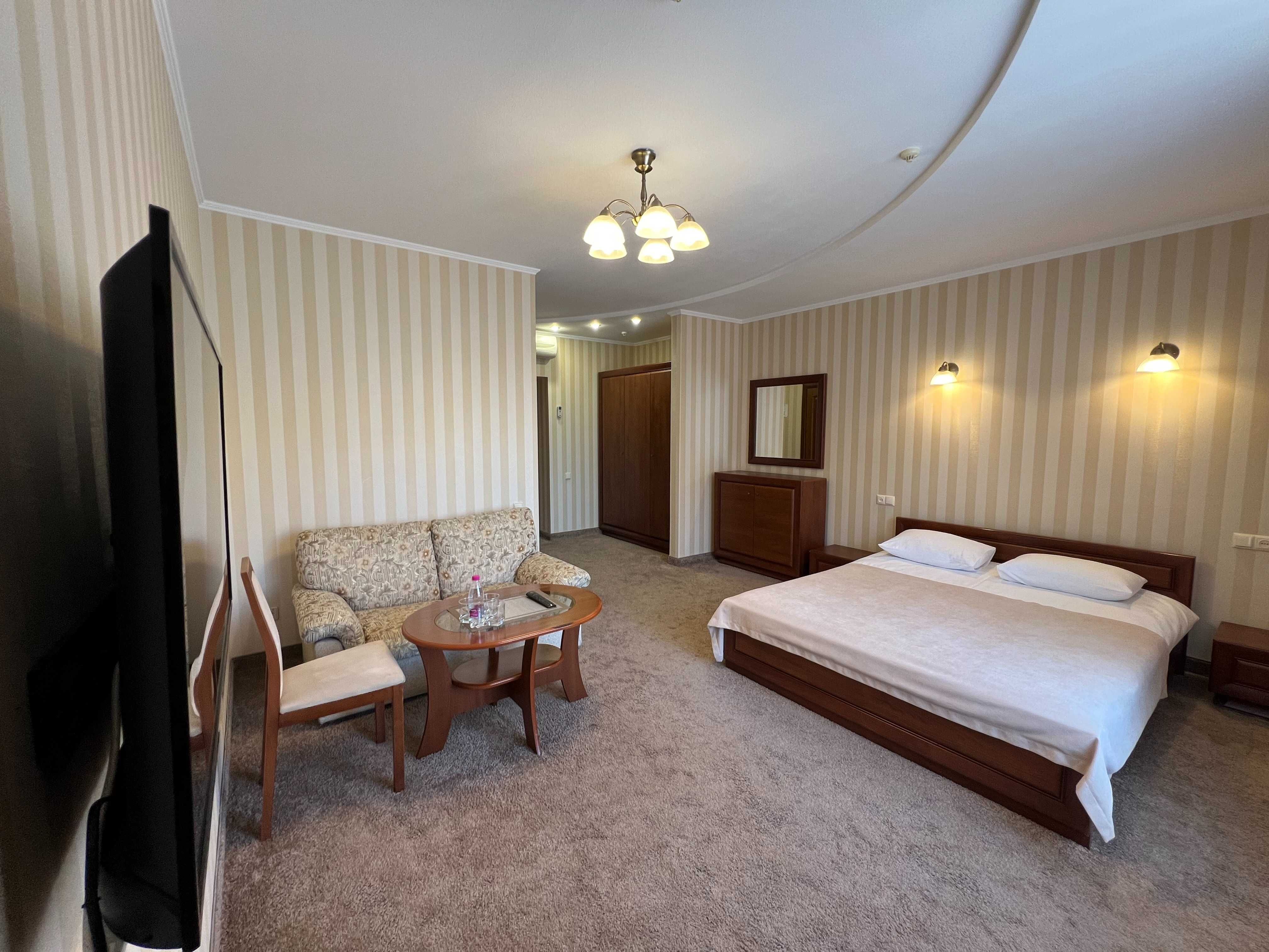 Обʼєкт нерухомості: ПЛОЩА - 910 м², ЦІНА - 1 800 000 $
 — HUBTRUST, Вінниця