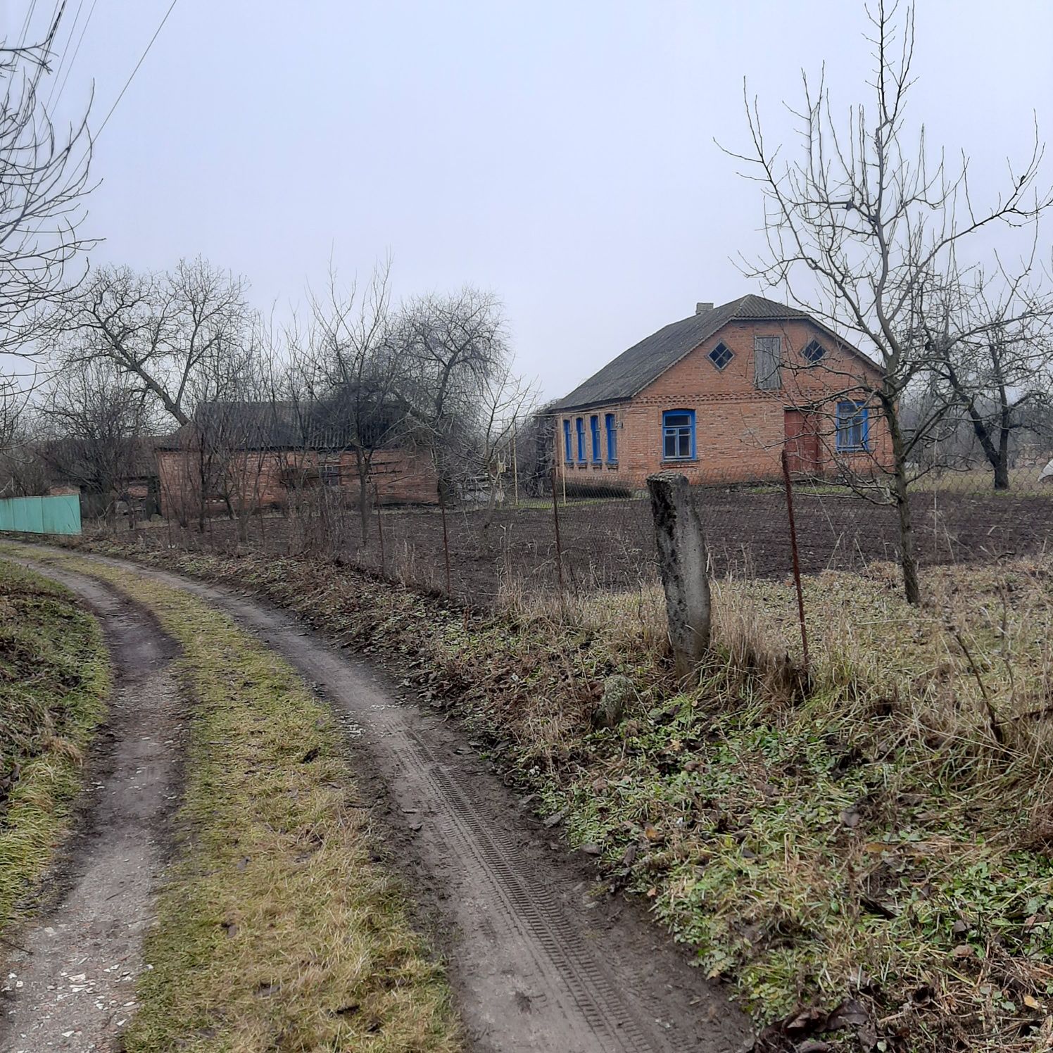 4 КІМ.  БУДИНОК ПЛОЩА – 115 м², ЦІНА – 31 000$, РАЙОН: Парпурівці