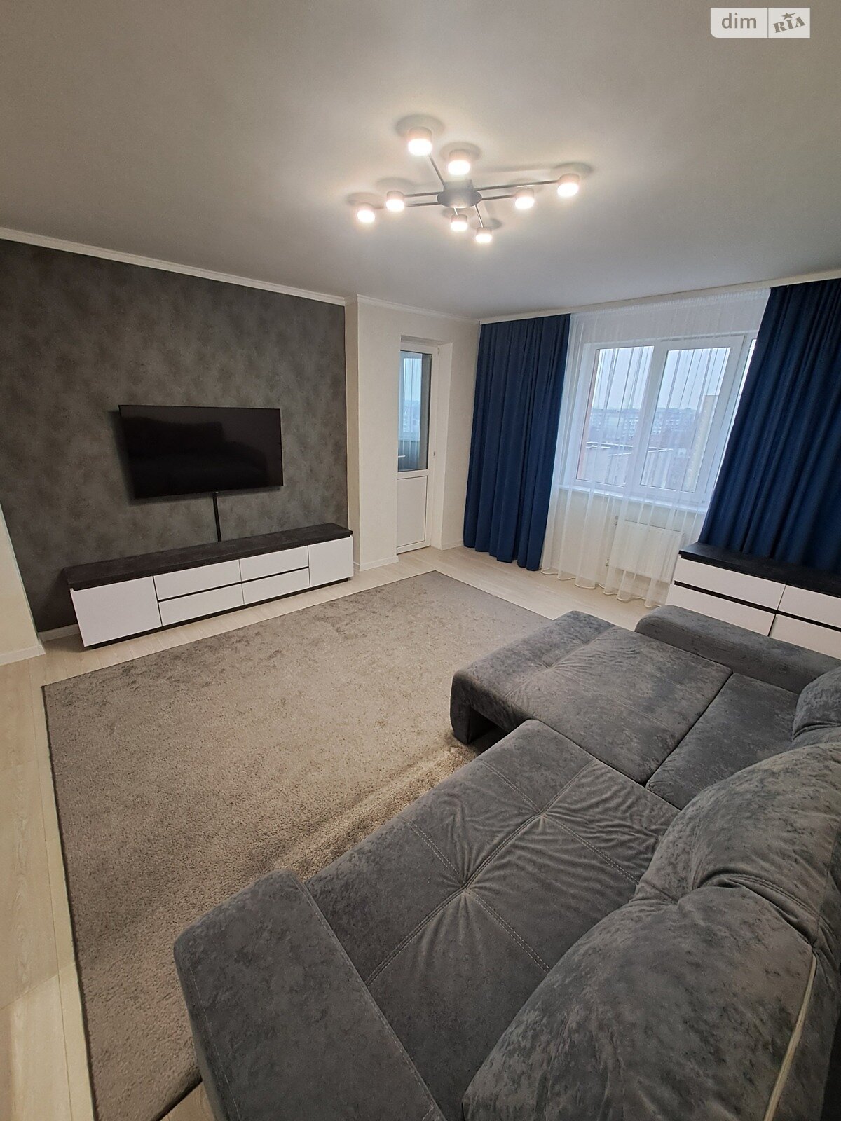 1 КІМ. КВАРТИРА, ПЛОЩА - 62.5 м², ЦІНА - 68 500 $
, вул. Стрілецька