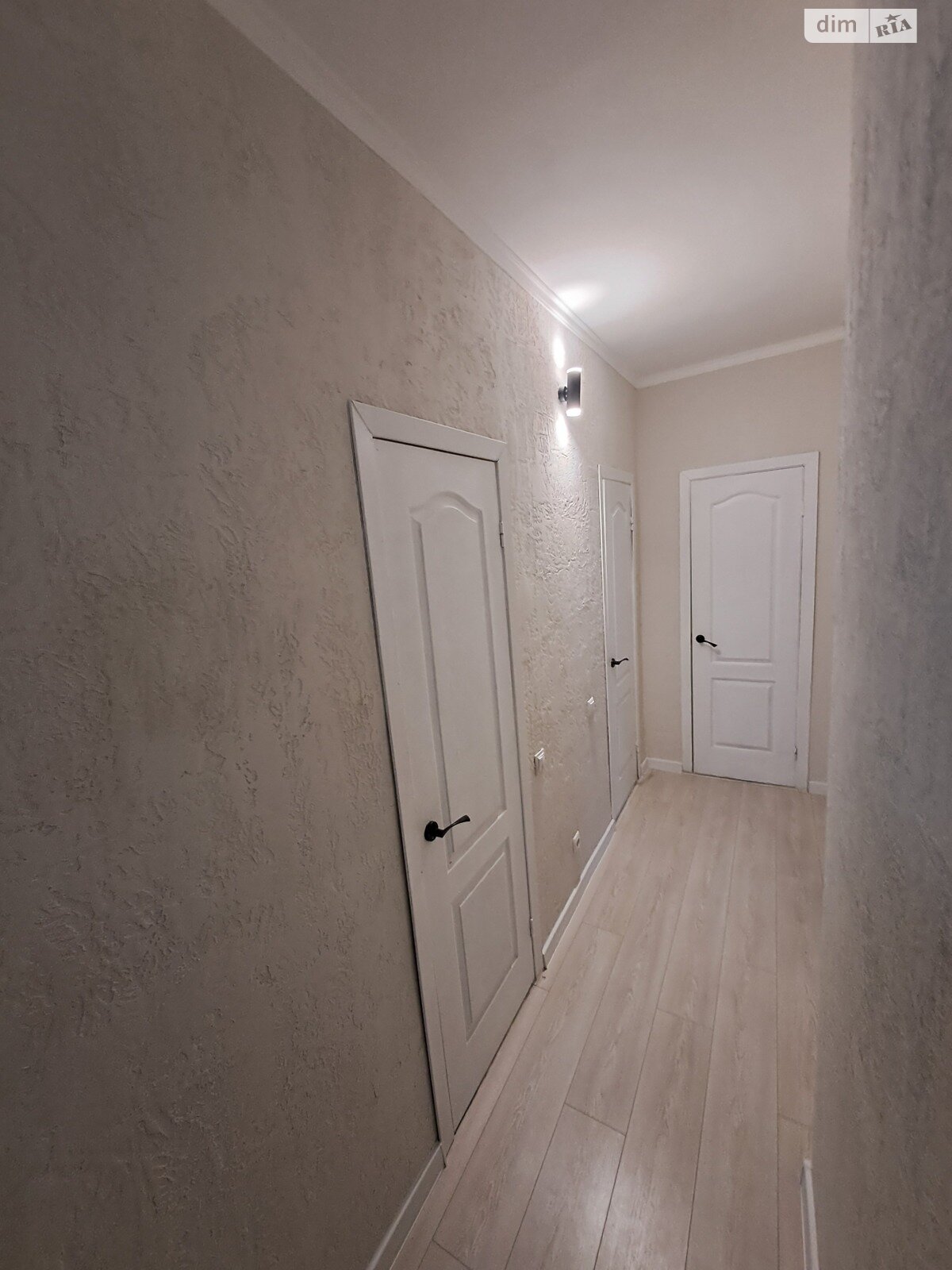 Обʼєкт нерухомості: 1 КІМ. КВАРТИРА, ПЛОЩА - 62.5 м², ЦІНА - 68 500 $
, вул. Стрілецька — HUBTRUST, Вінниця
