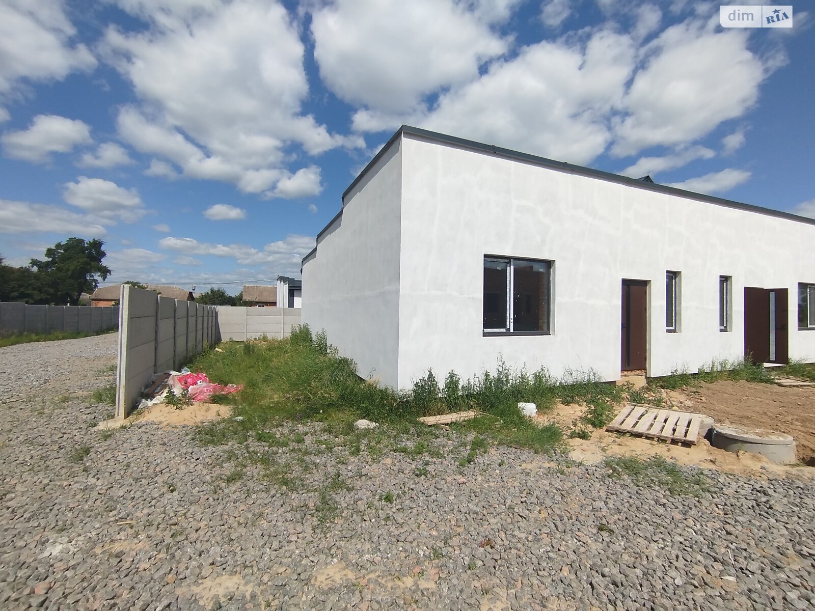 2 КІМ. ТАУНХАУС, ПЛОЩА - 80 м², ЦІНА - 42 000 $
