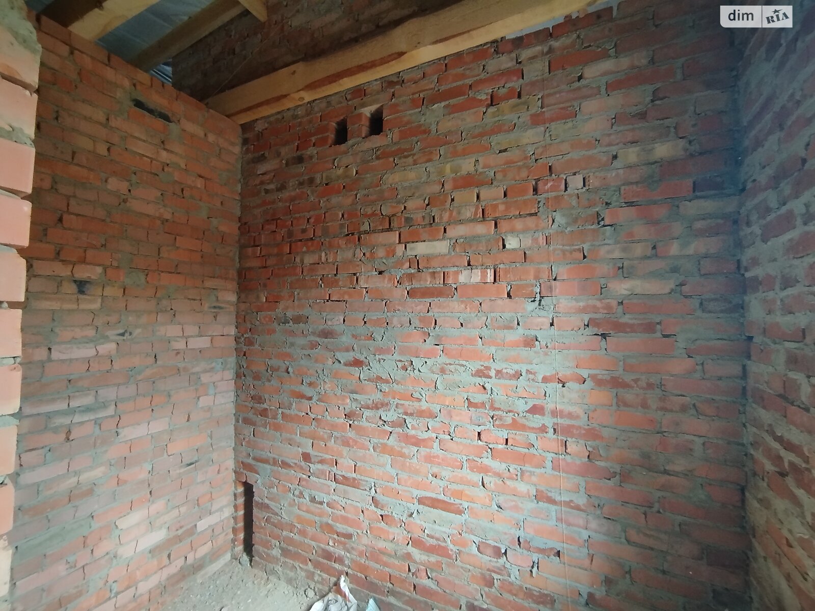 Обʼєкт нерухомості: 2 КІМ. ТАУНХАУС, ПЛОЩА - 80 м², ЦІНА - 42 000 $
 — HUBTRUST, Вінниця