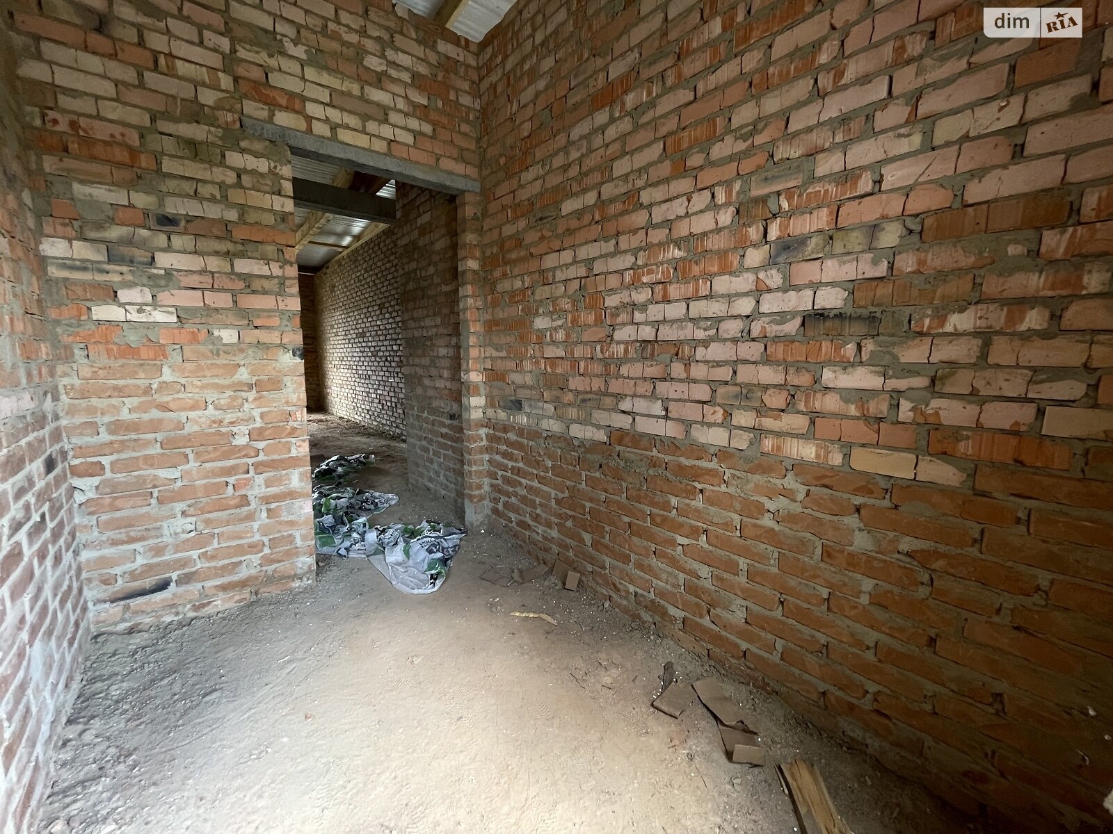 Обʼєкт нерухомості: 2 КІМ. ТАУНХАУС, ПЛОЩА - 80 м², ЦІНА - 37 000 $
, вул. Садова — HUBTRUST, Вінниця