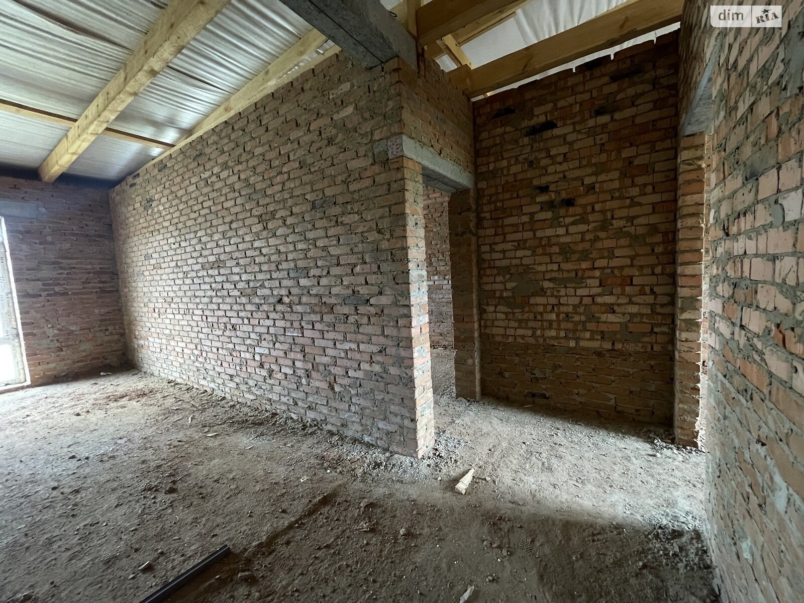 Обʼєкт нерухомості: 2 КІМ. ТАУНХАУС, ПЛОЩА - 80 м², ЦІНА - 37 000 $
, вул. Садова — HUBTRUST, Вінниця