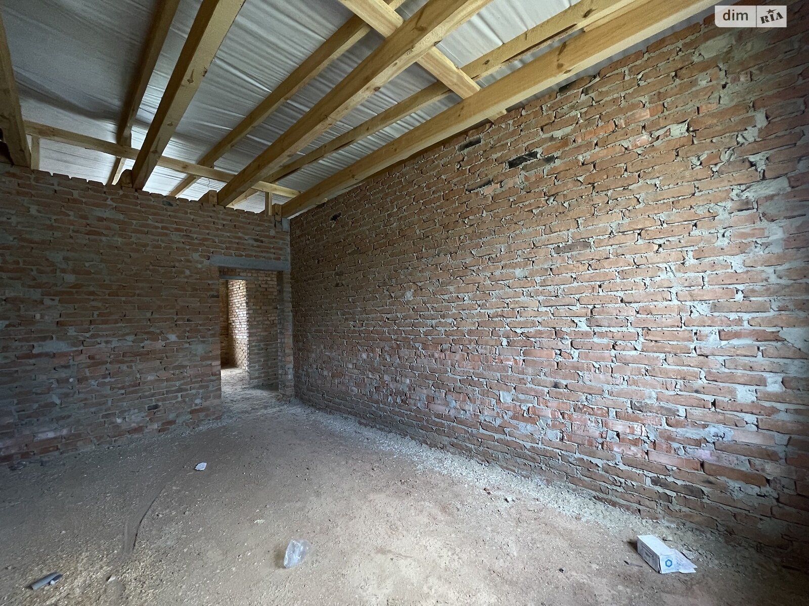Обʼєкт нерухомості: 2 КІМ. ТАУНХАУС, ПЛОЩА - 80 м², ЦІНА - 37 000 $
, вул. Садова — HUBTRUST, Вінниця