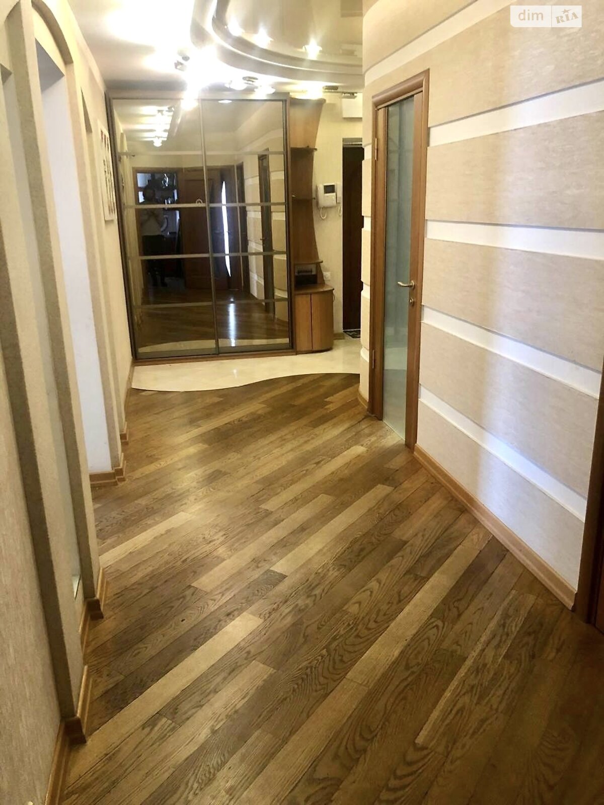 Обʼєкт нерухомості: 4 КІМ. КВАРТИРА, ПЛОЩА - 107 м², ЦІНА - 32 900 $
, вул. Зодчих — HUBTRUST, Вінниця
