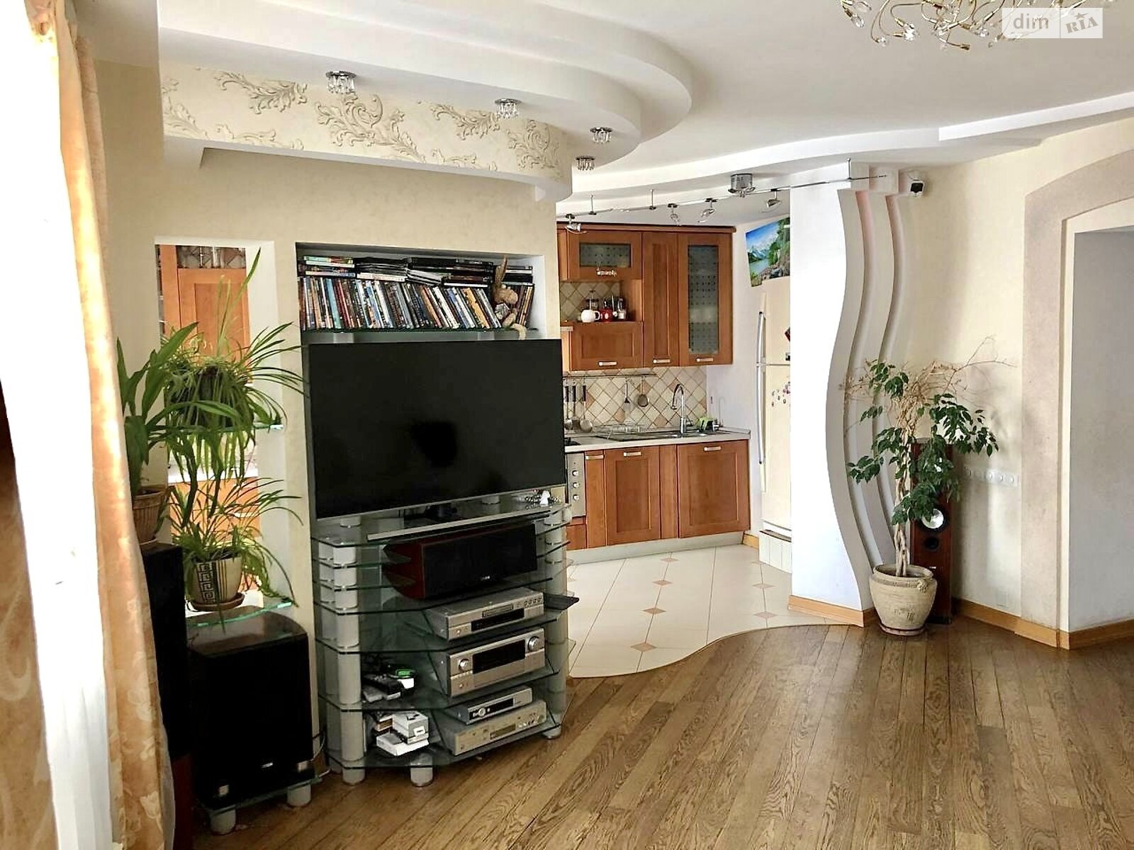 Обʼєкт нерухомості: 4 КІМ. КВАРТИРА, ПЛОЩА - 107 м², ЦІНА - 32 900 $
, вул. Зодчих — HUBTRUST, Вінниця