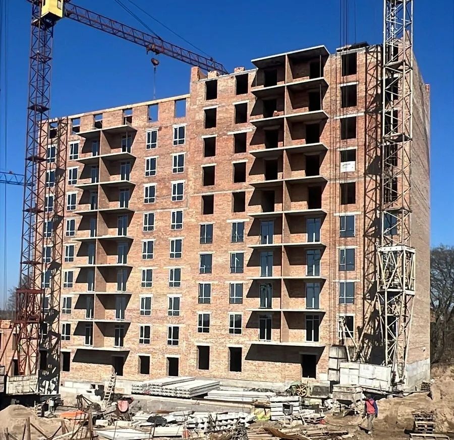 1 КІМ. КВАРТИРА, ПЛОЩА - 40.8 м², ЦІНА - 25 000 $
