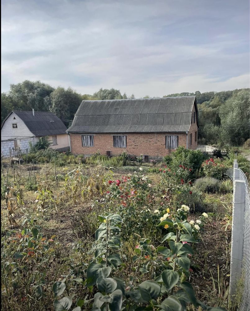 4 КІМ. БУДИНОК, ПЛОЩА - 144 м², ЦІНА - 12 500 $

