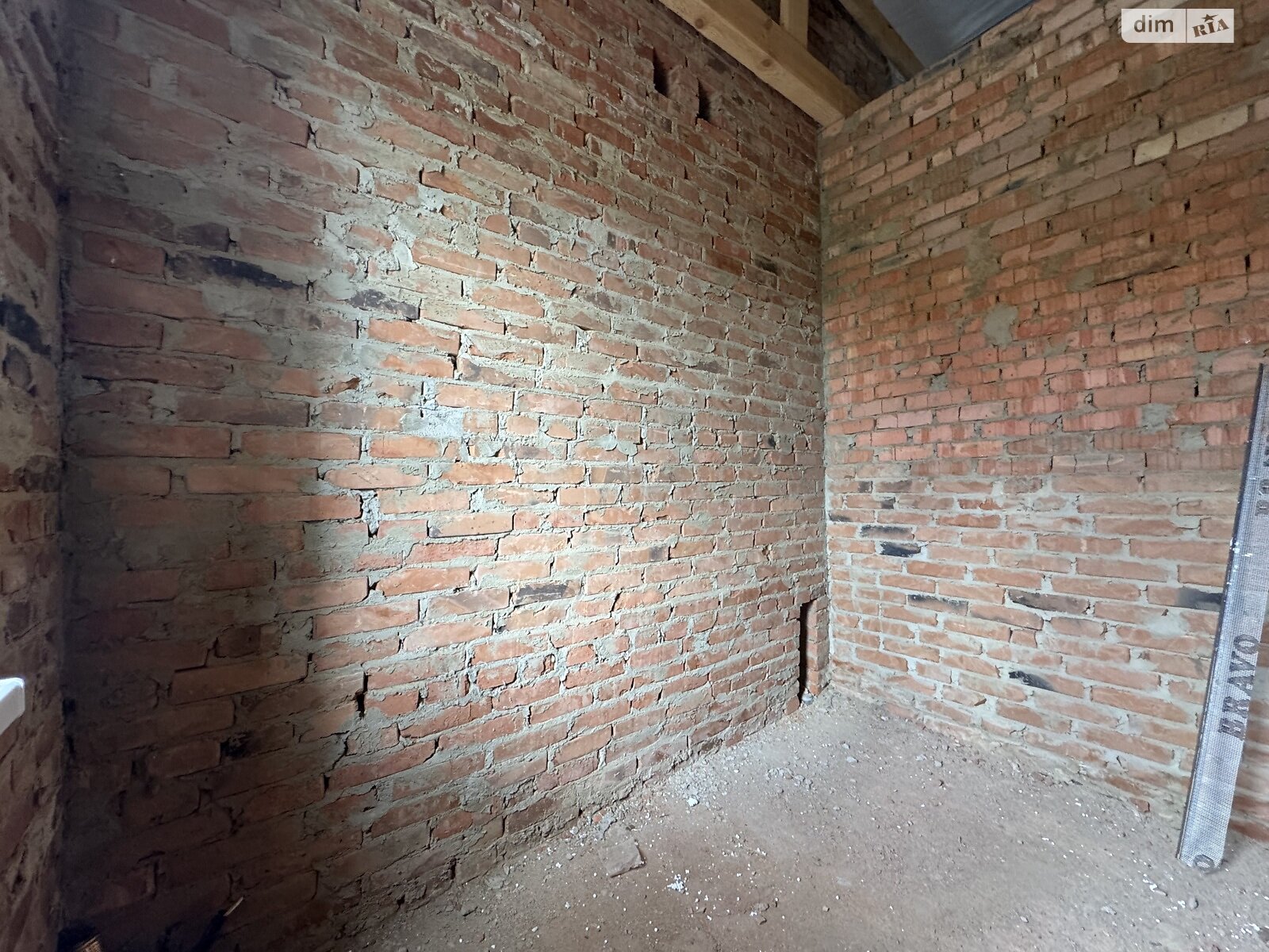 Обʼєкт нерухомості: 2 КІМ. ТАУНХАУС, ПЛОЩА - 80 м², ЦІНА - 36 999 $
, вул. Алеї — HUBTRUST, Вінниця