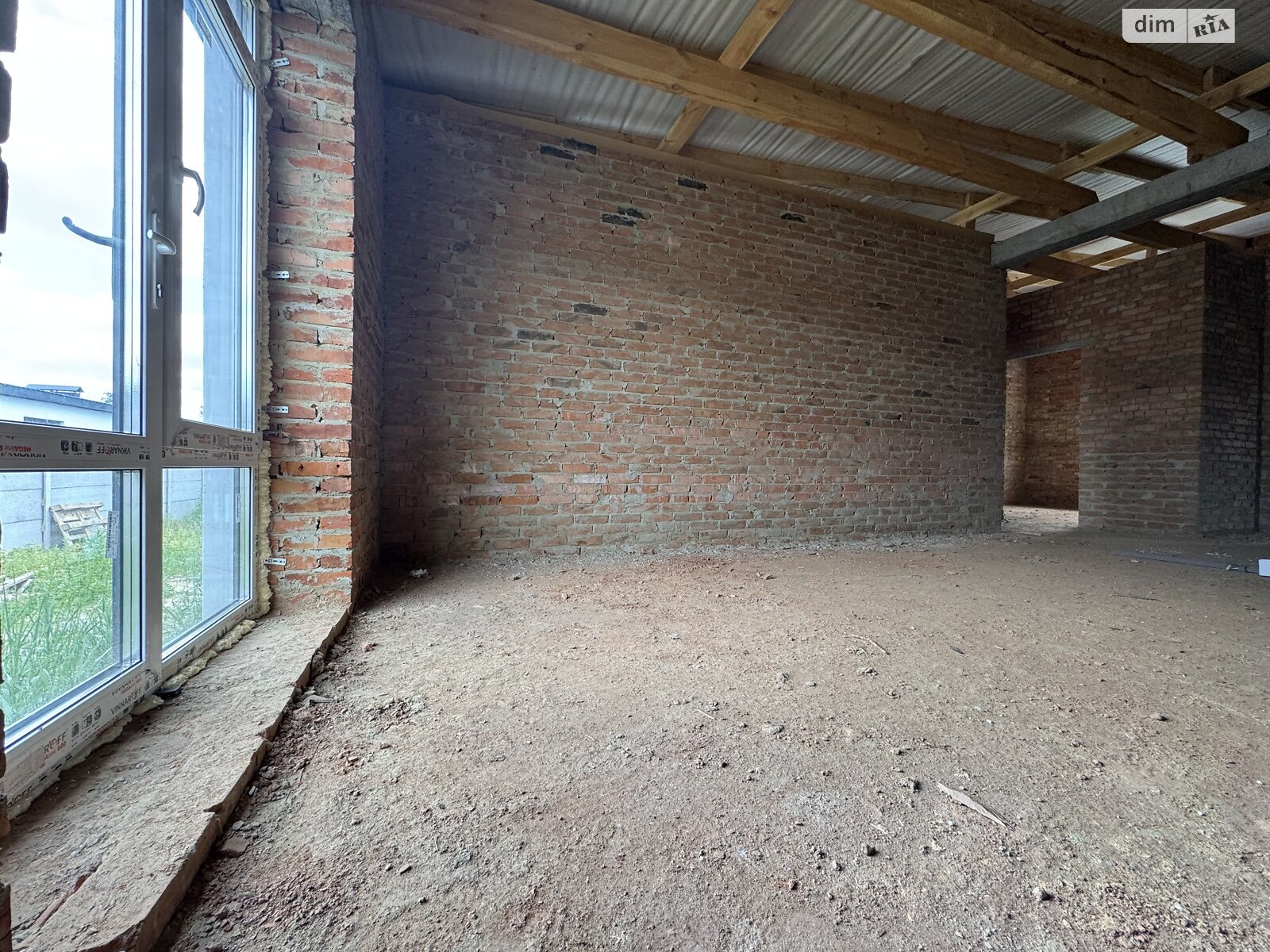 Обʼєкт нерухомості: 2 КІМ. ТАУНХАУС, ПЛОЩА - 80 м², ЦІНА - 36 999 $
, вул. Алеї — HUBTRUST, Вінниця