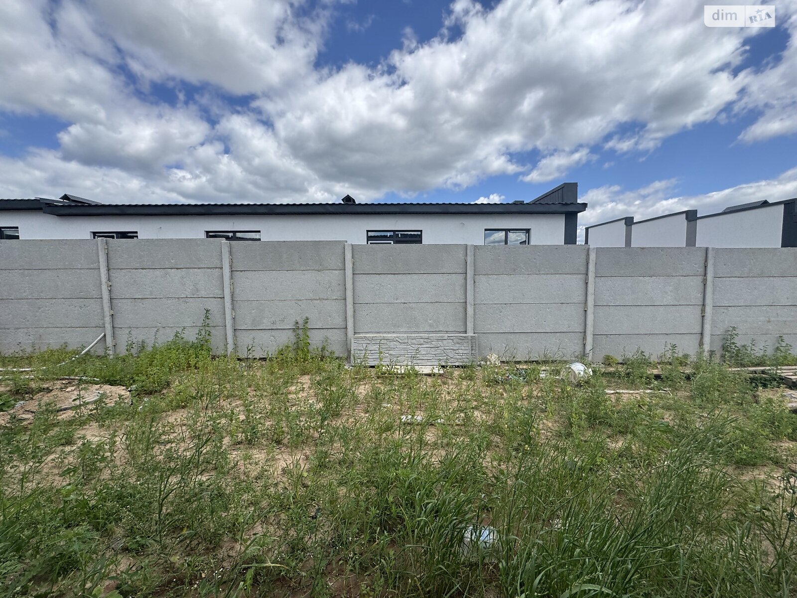 Обʼєкт нерухомості: 2 КІМ. ТАУНХАУС, ПЛОЩА - 80 м², ЦІНА - 36 999 $
, вул. Алеї — HUBTRUST, Вінниця