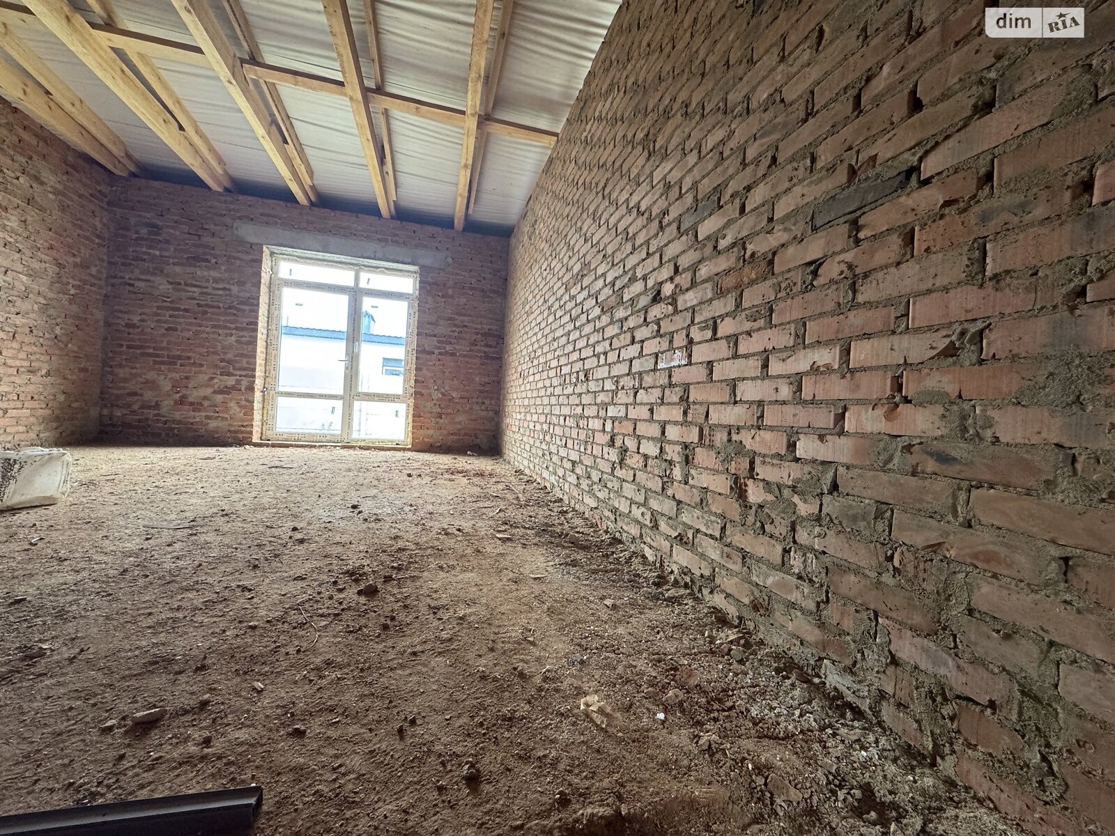 Обʼєкт нерухомості: 2 КІМ. ТАУНХАУС, ПЛОЩА - 80 м², ЦІНА - 36 999 $
, вул. Алеї — HUBTRUST, Вінниця