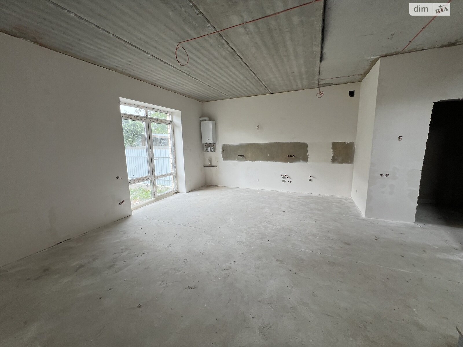 4 КІМ. ТАУНХАУС, ПЛОЩА - 96 м², ЦІНА - 88 000 $
