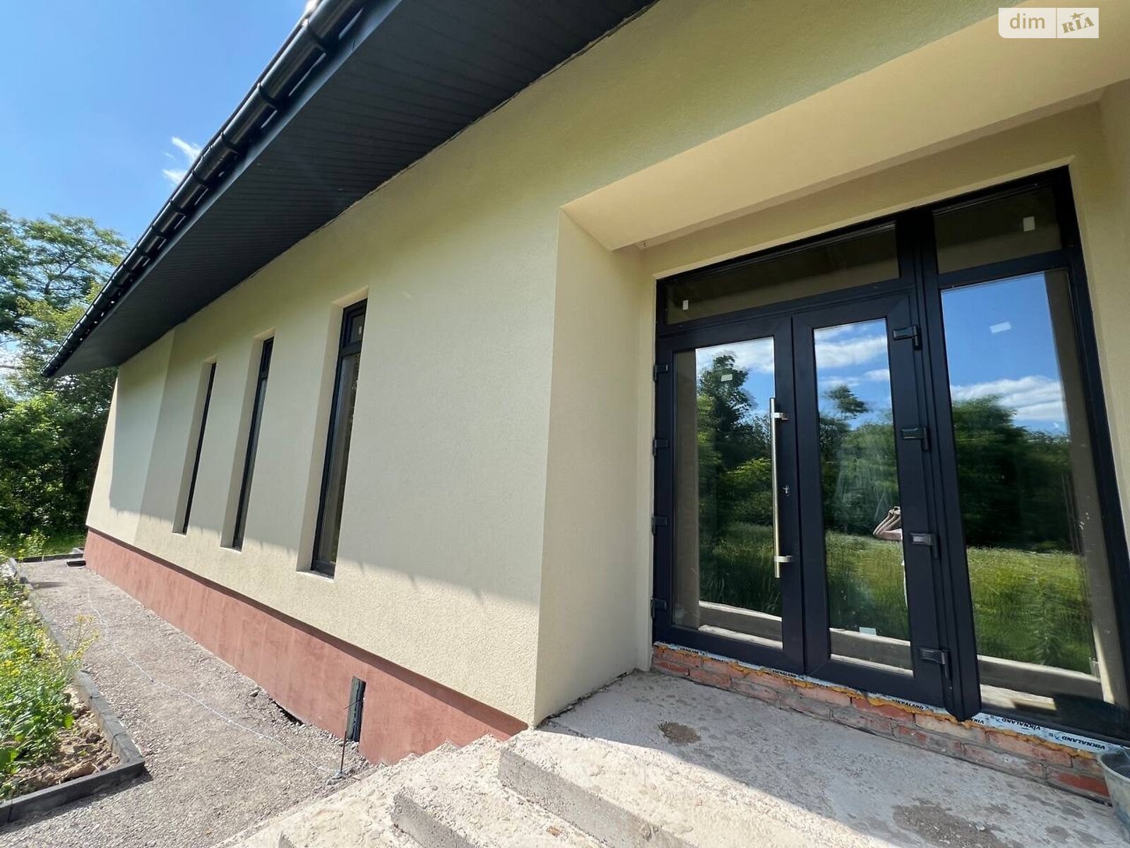 Обʼєкт нерухомості: 3 КІМ. БУДИНОК, ПЛОЩА - 150 м², ЦІНА - 130 000 $
, мас. Поляна — HUBTRUST, Вінниця