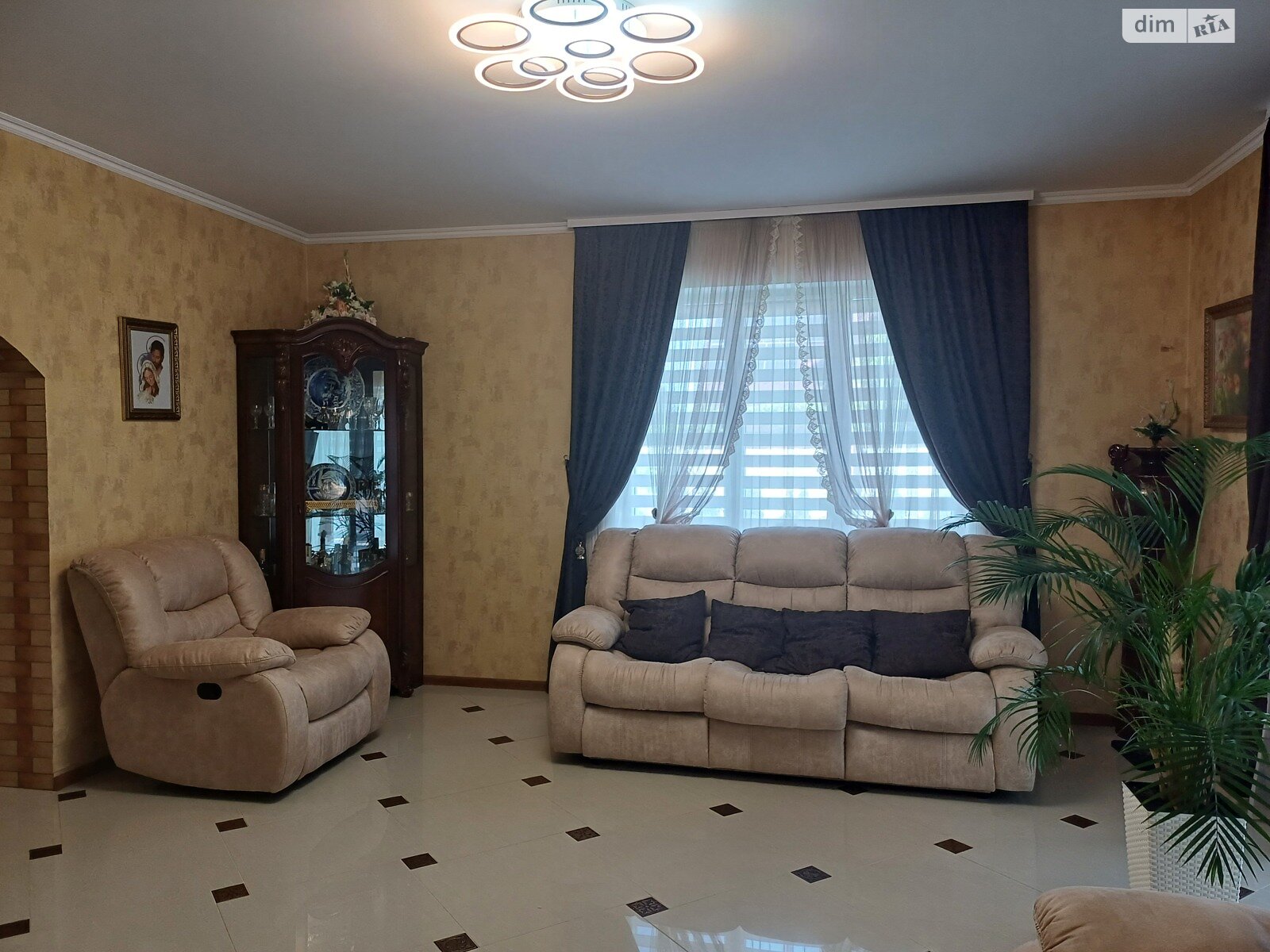 Обʼєкт нерухомості: 5 КІМ. БУДИНОК, ПЛОЩА - 190 м², ЦІНА - 225 000 $
 — HUBTRUST, Вінниця