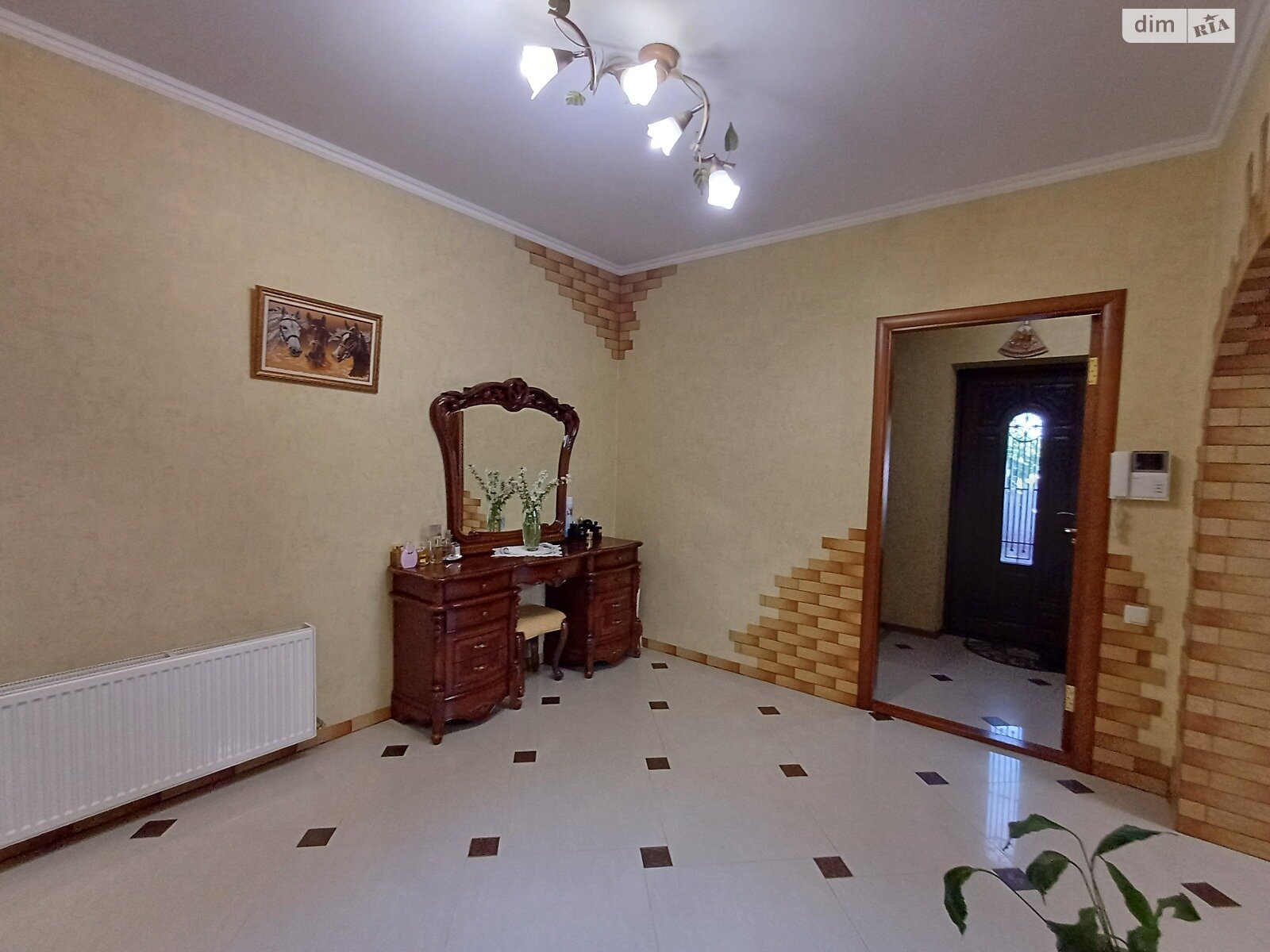 Обʼєкт нерухомості: 5 КІМ. БУДИНОК, ПЛОЩА - 190 м², ЦІНА - 225 000 $
 — HUBTRUST, Вінниця