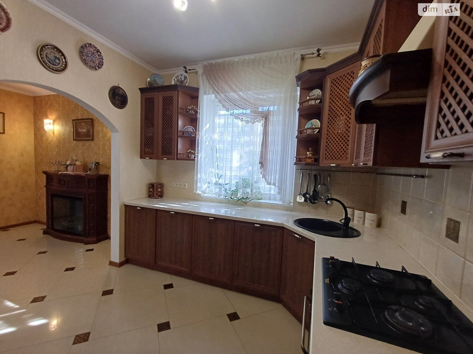 Обʼєкт нерухомості: 5 КІМ. БУДИНОК, ПЛОЩА - 190 м², ЦІНА - 225 000 $
 — HUBTRUST, Вінниця