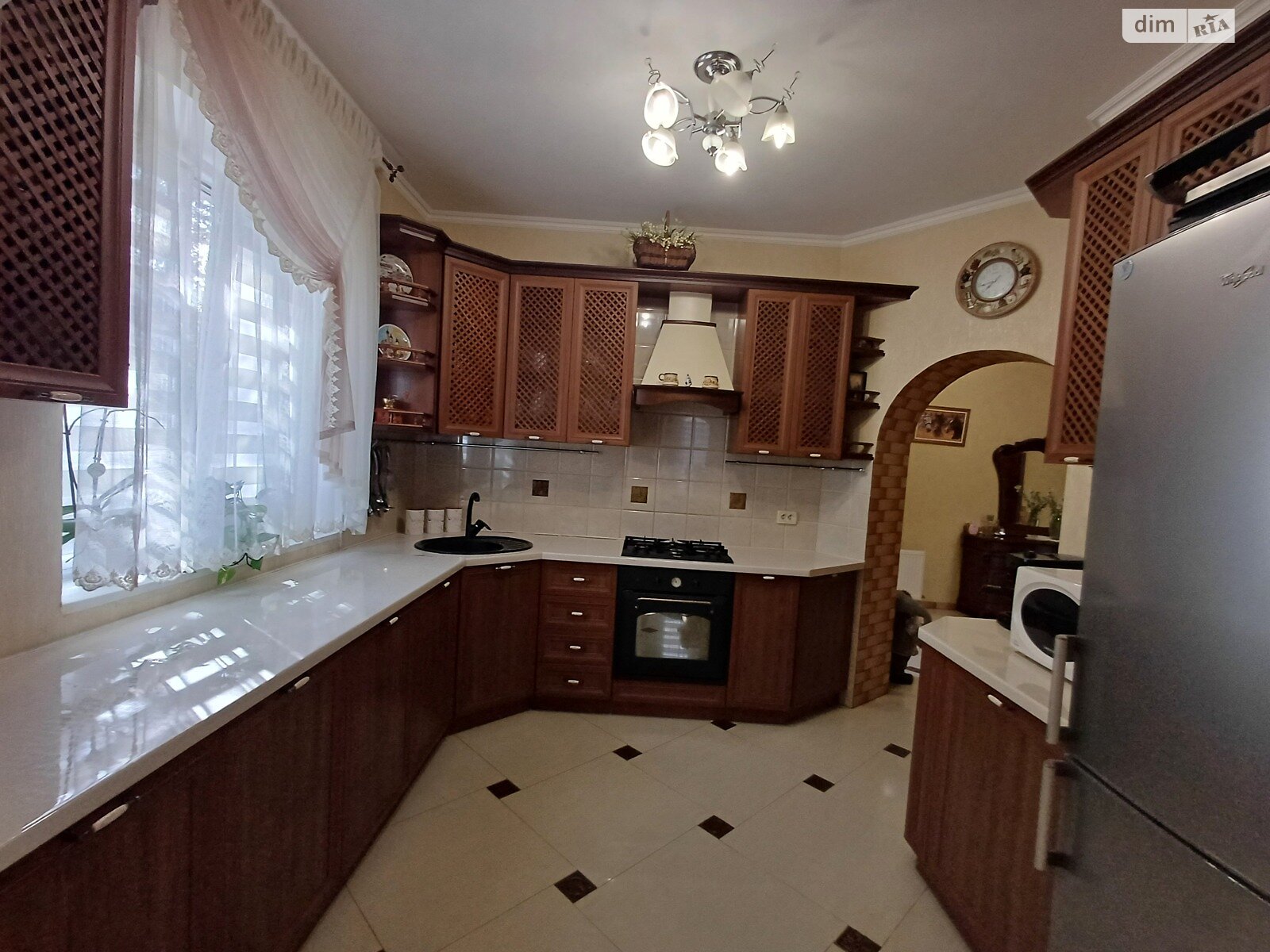Обʼєкт нерухомості: 5 КІМ. БУДИНОК, ПЛОЩА - 190 м², ЦІНА - 225 000 $
 — HUBTRUST, Вінниця