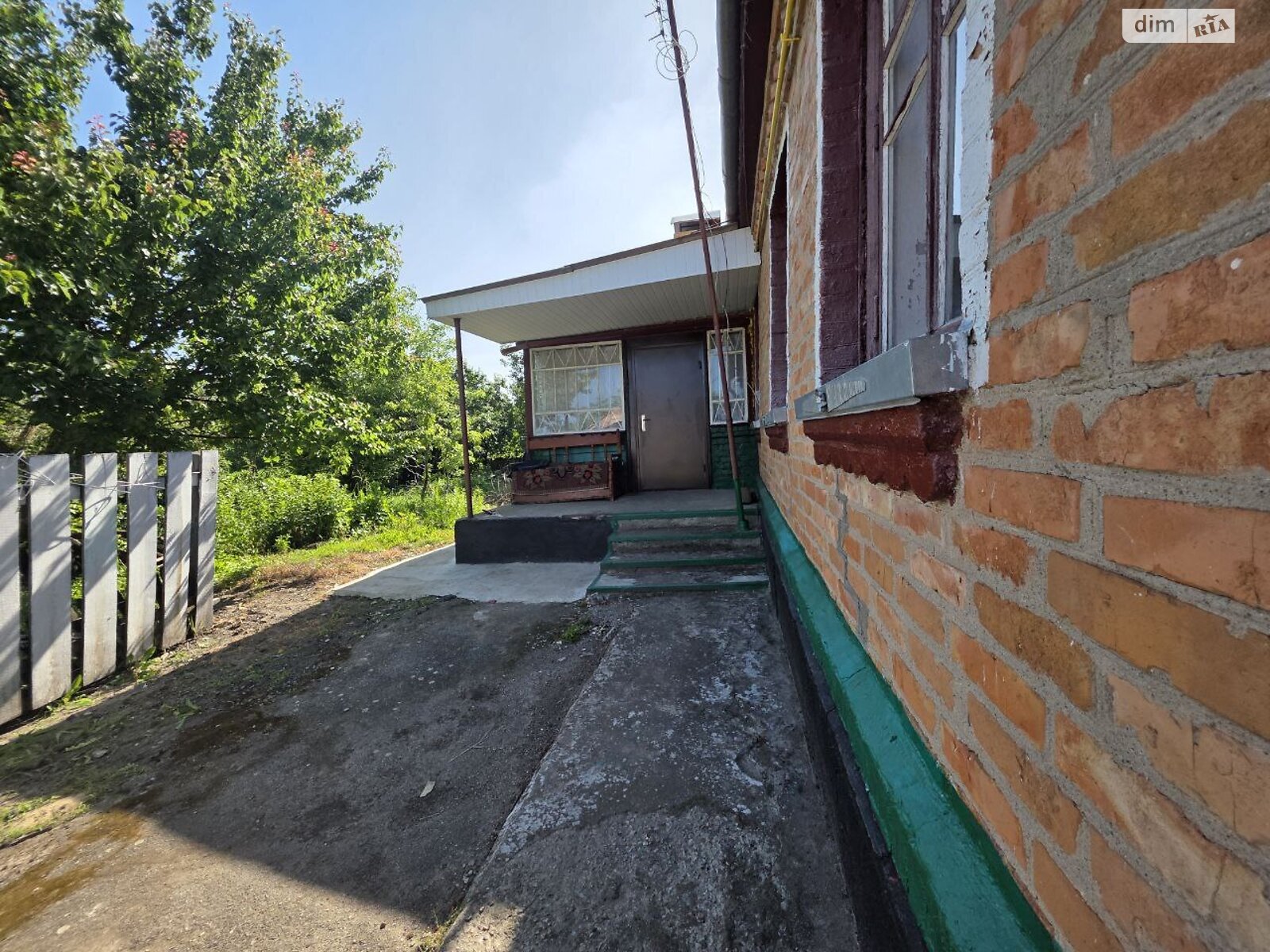 4 КІМ. БУДИНОК, ПЛОЩА - 75.7 м², ЦІНА - 10 500 $
, вулиця Сонячна