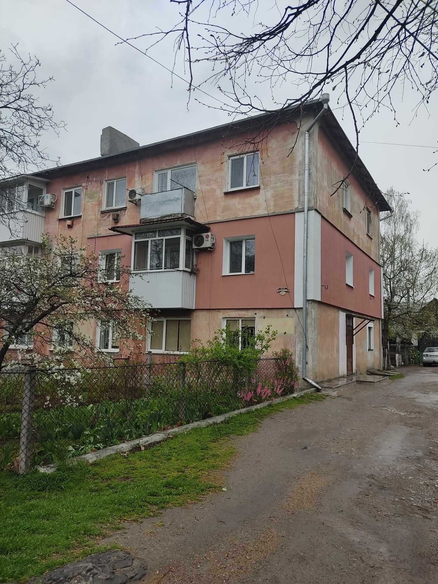 3 КІМ. КВАРТИРА, ПЛОЩА - 49.05 м², ЦІНА - 35 191 $
