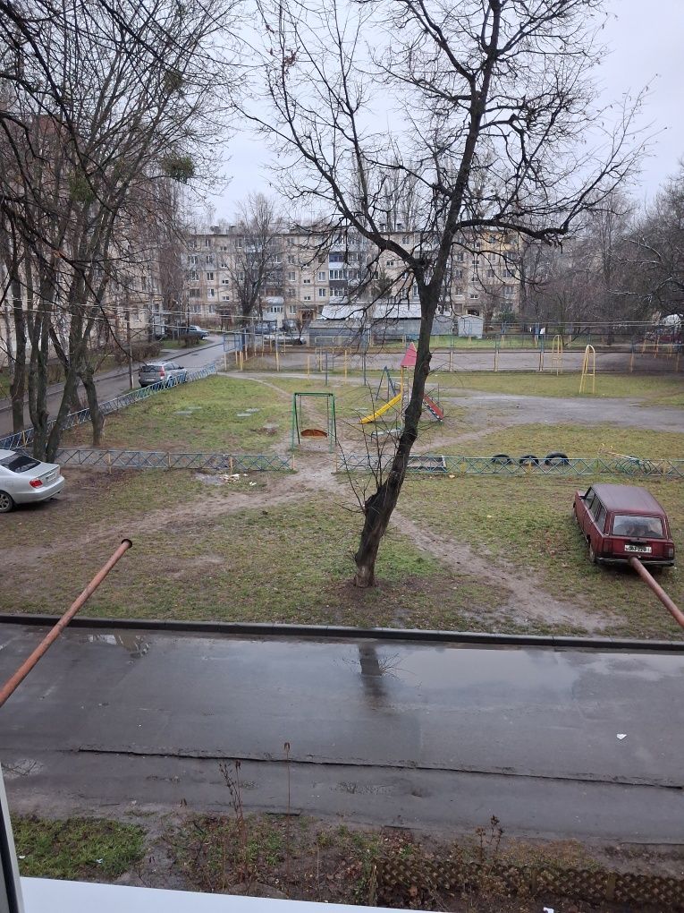 1 КІМ.  Кімната ПЛОЩА – 24 м², ЦІНА – 24 000$, РАЙОН: Вишенька