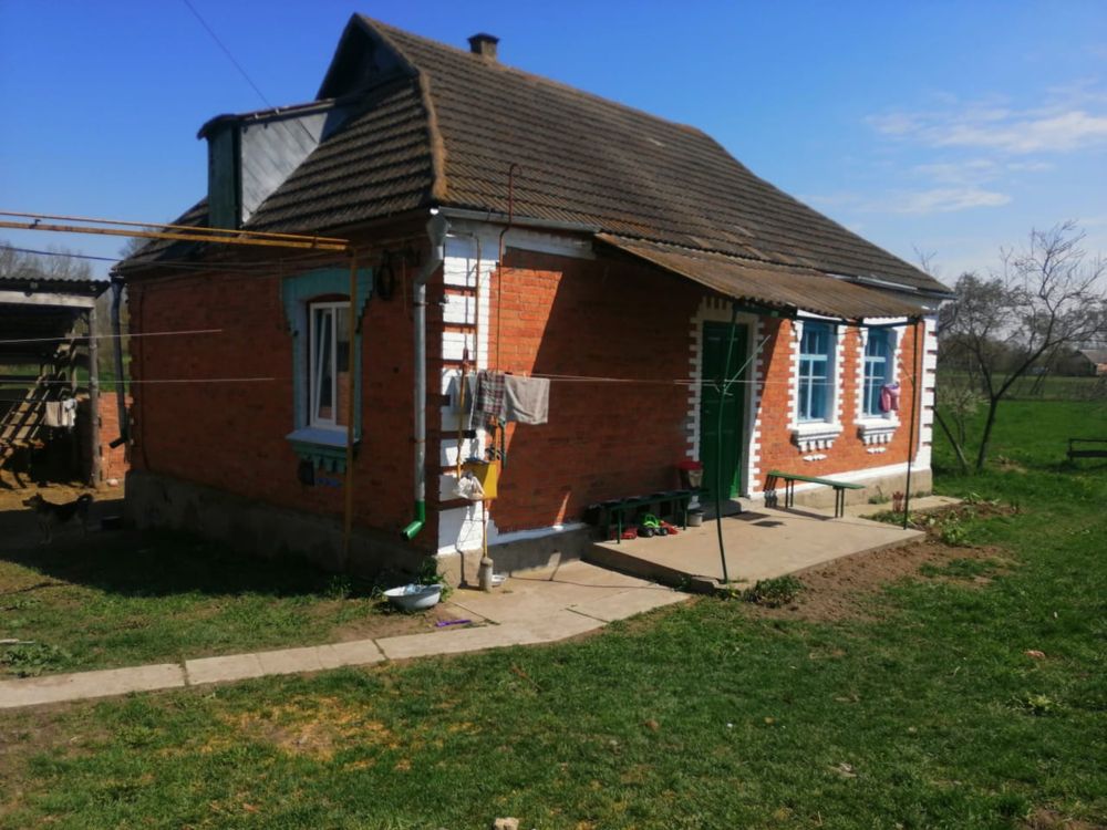 4 КІМ. БУДИНОК, ПЛОЩА - 70 м², ЦІНА - 15 650 $
