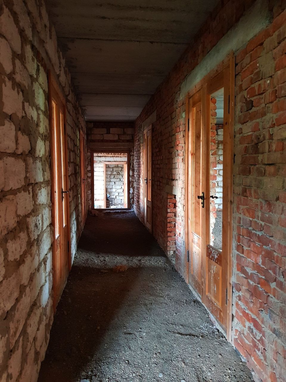 Обʼєкт нерухомості: 5 КІМ. БУДИНОК, ПЛОЩА - 140 м², ЦІНА - 16 500 $
 — HUBTRUST, Вінниця
