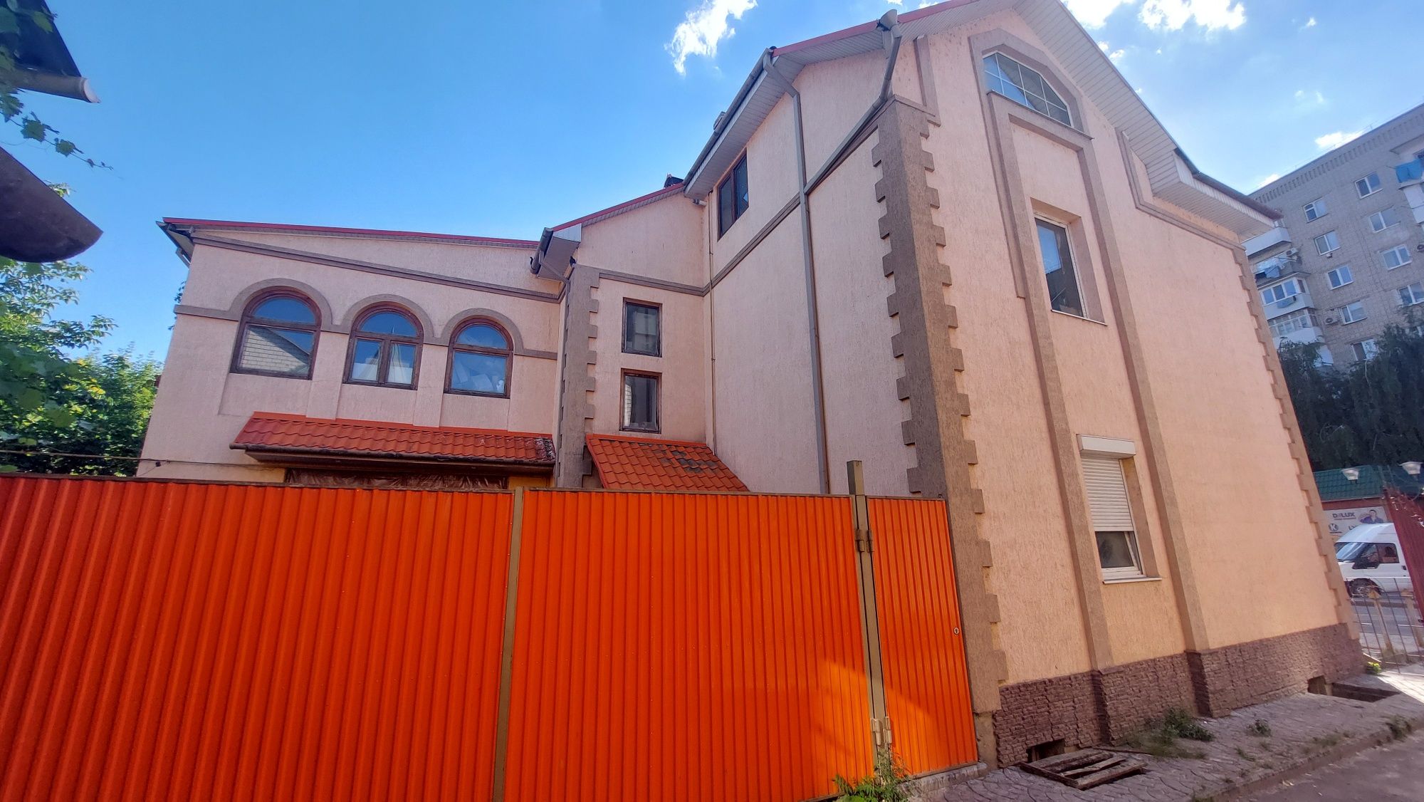 Обʼєкт нерухомості: ПЛОЩА - 530 м², ЦІНА - 370 000 $
 — HUBTRUST, Вінниця