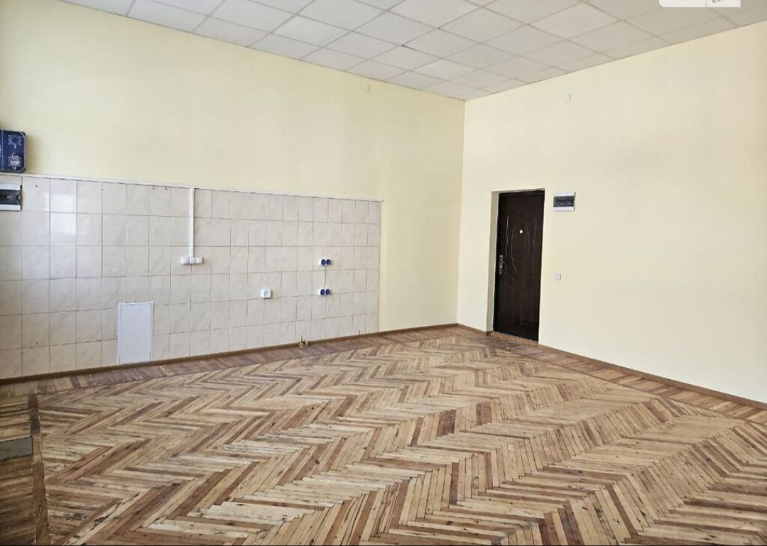 ПЛОЩА - 51 м², ЦІНА - 399 $

