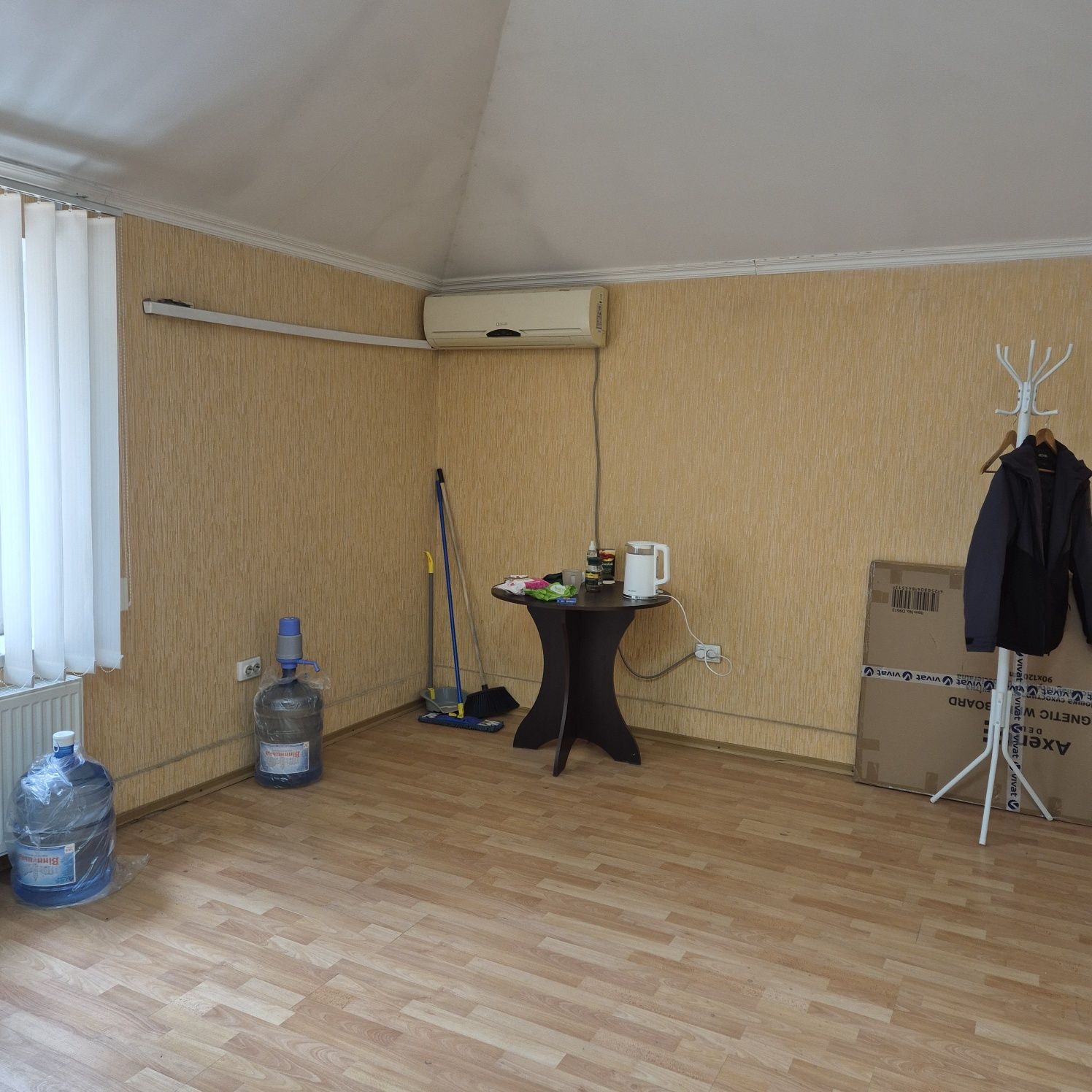 ПЛОЩА - 27 м², ЦІНА - 161 $
