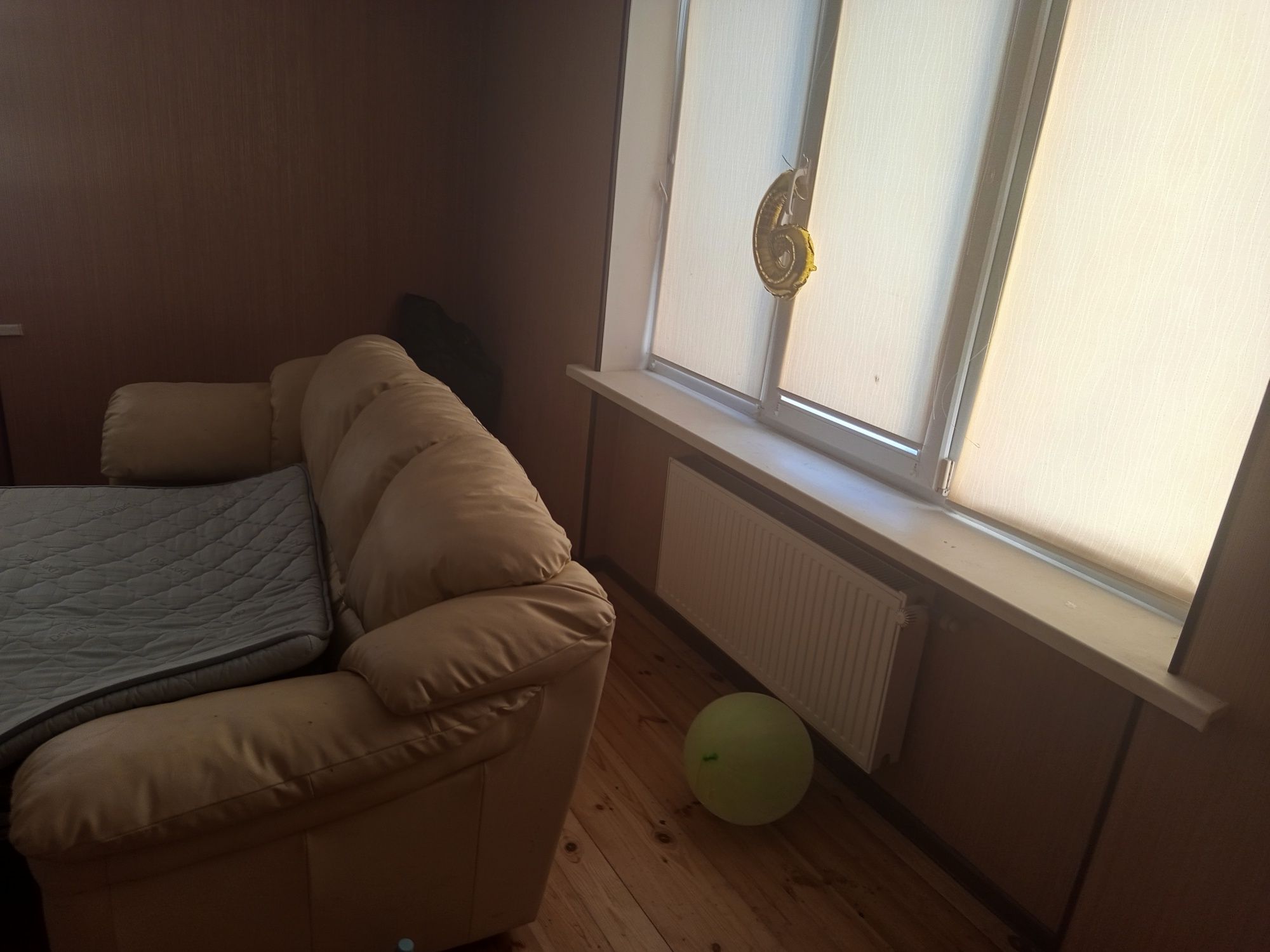 КІМНАТА, ПЛОЩА - 25 м², ЦІНА - 71 $
