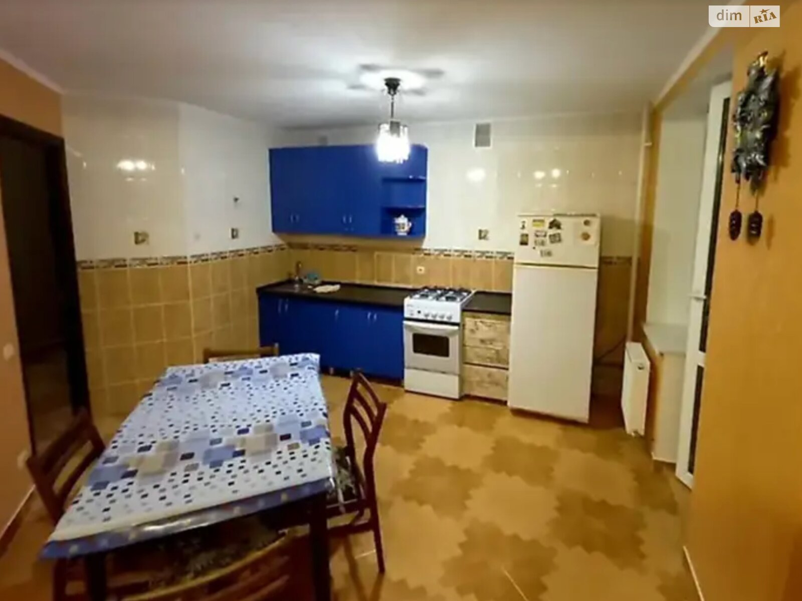 Обʼєкт нерухомості: 3 КІМ. КВАРТИРА, ПЛОЩА - 80 м², ЦІНА - 17 000 $
, вул. Академічна — HUBTRUST, Вінниця
