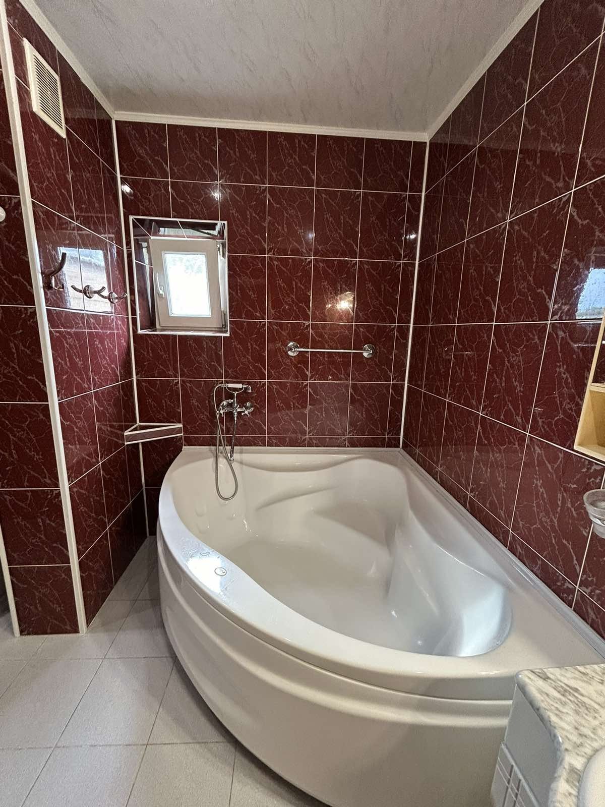 Обʼєкт нерухомості: 4 КІМ. КВАРТИРА, ПЛОЩА - 120 м², ЦІНА - 739 $
 — HUBTRUST, Вінниця