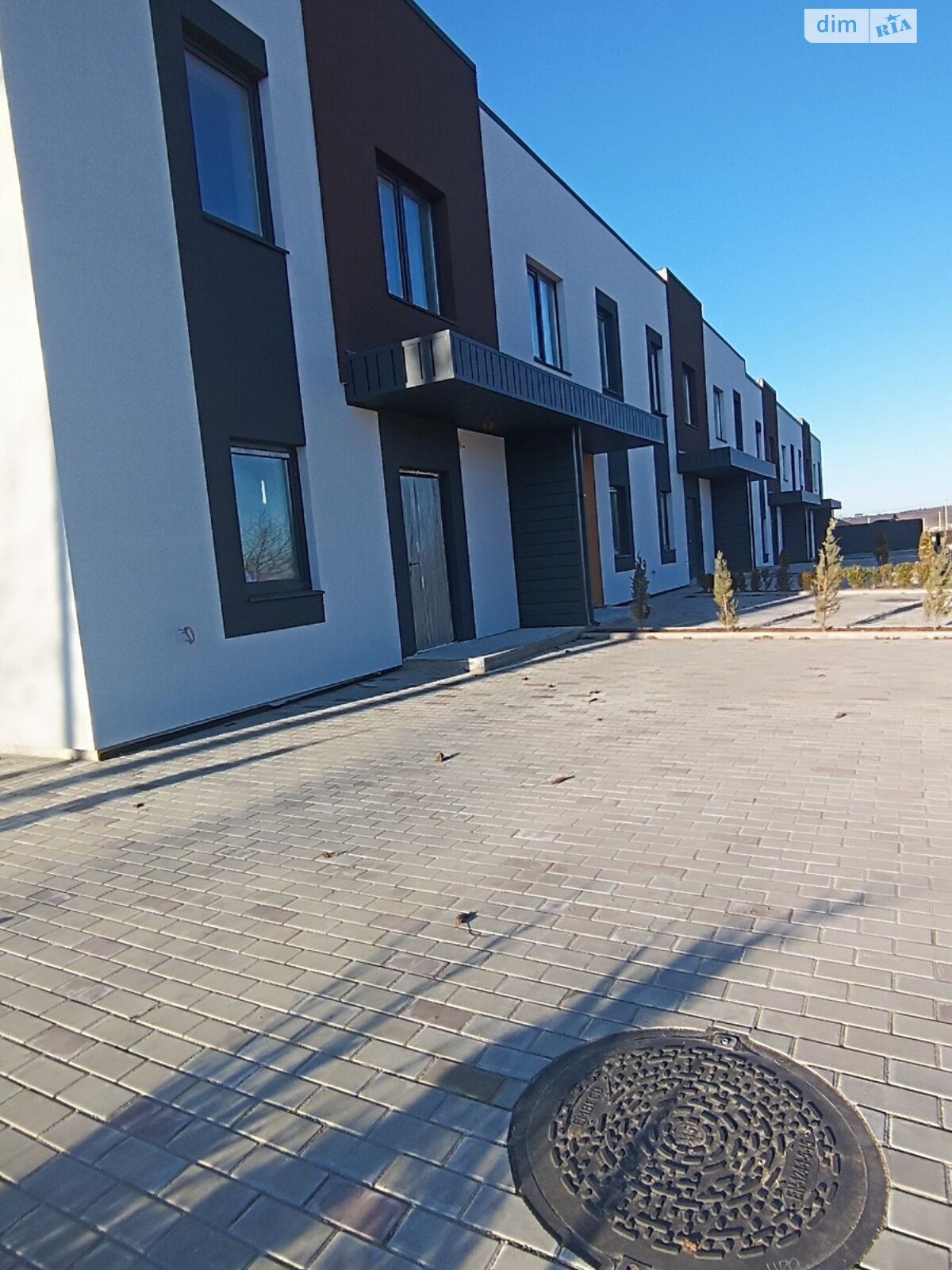 Обʼєкт нерухомості: 3 КІМ. ТАУНХАУС, ПЛОЩА - 126 м², ЦІНА - 65 000 $
 — HUBTRUST, Вінниця