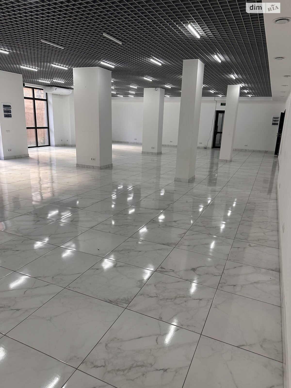 Обʼєкт нерухомості: ПЛОЩА - 149 м², ЦІНА - 69 000 $
, вул. Стрілецька — HUBTRUST, Вінниця