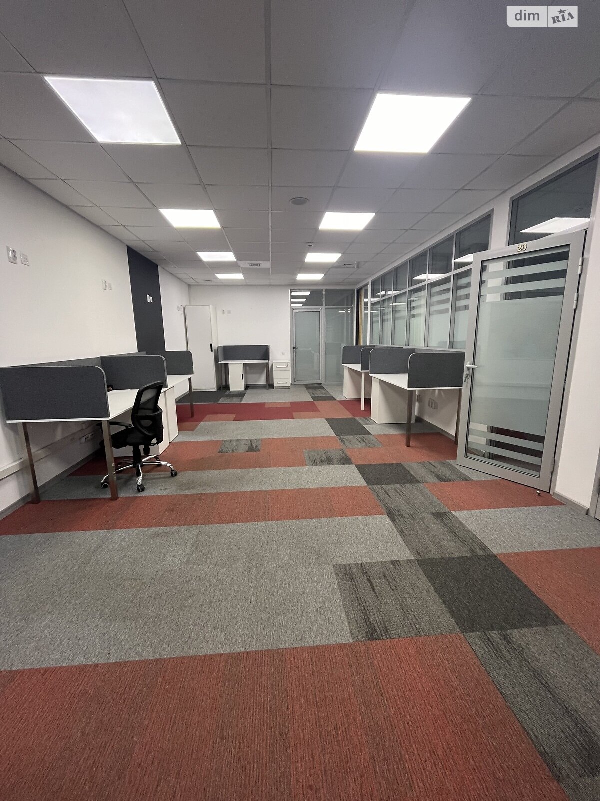 Обʼєкт нерухомості: ПЛОЩА - 60 м², ЦІНА - 720 $
, просп. Космонавтів — HUBTRUST, Вінниця