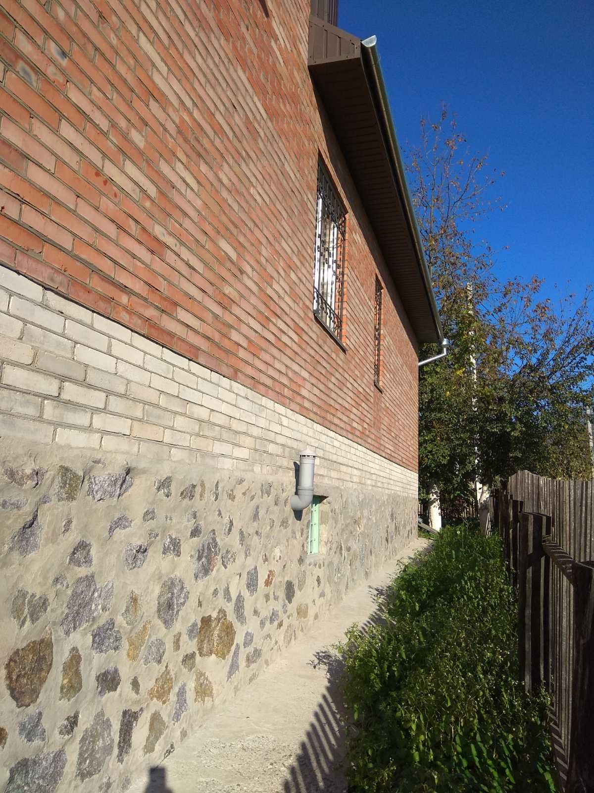 Обʼєкт нерухомості: 2 КІМ. БУДИНОК, ПЛОЩА - 209.2 м², ЦІНА - 125 000 $
 — HUBTRUST, Вінниця