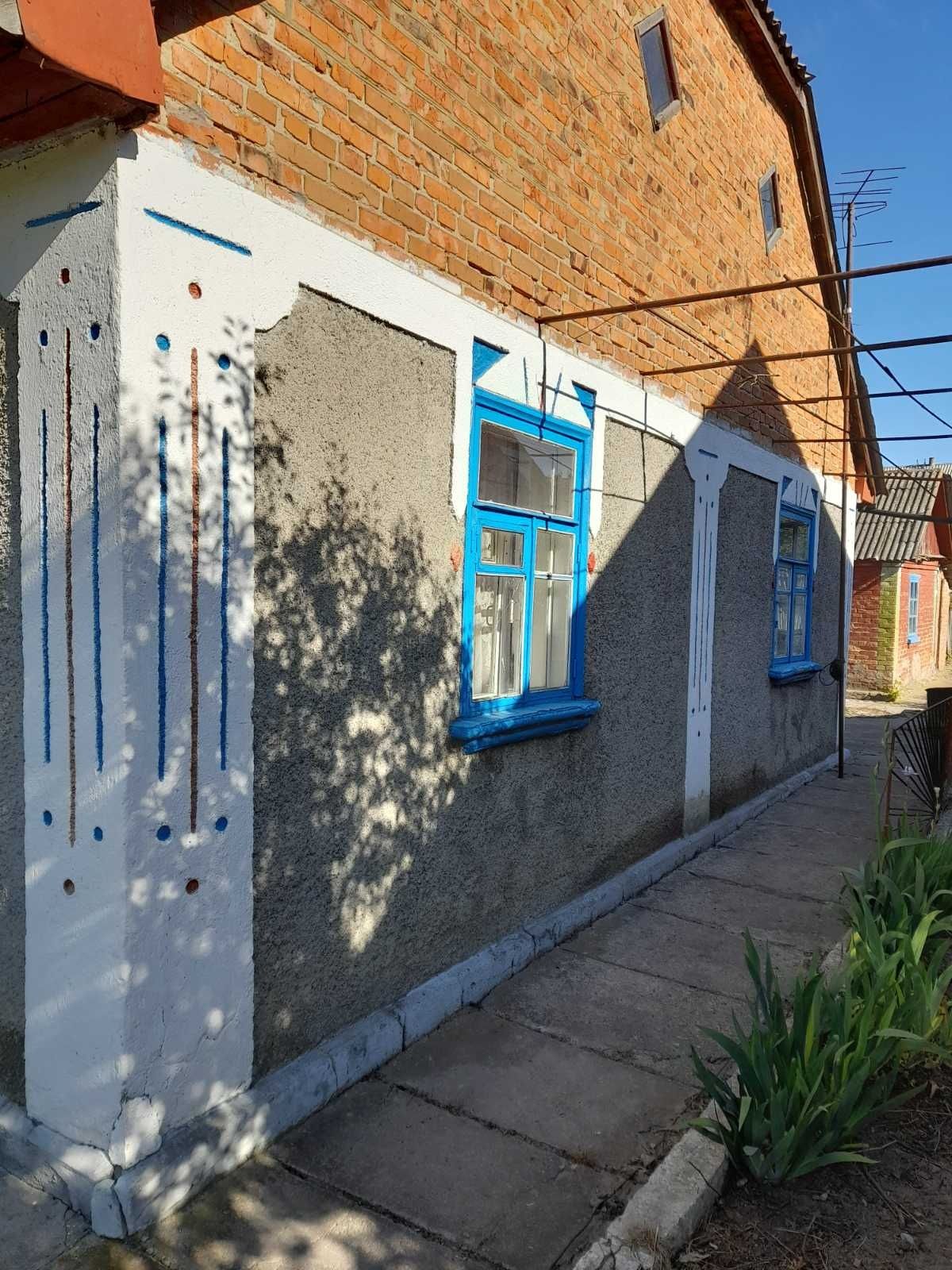 3 КІМ. БУДИНОК, ПЛОЩА - 100 м², ЦІНА - 30 000 $
