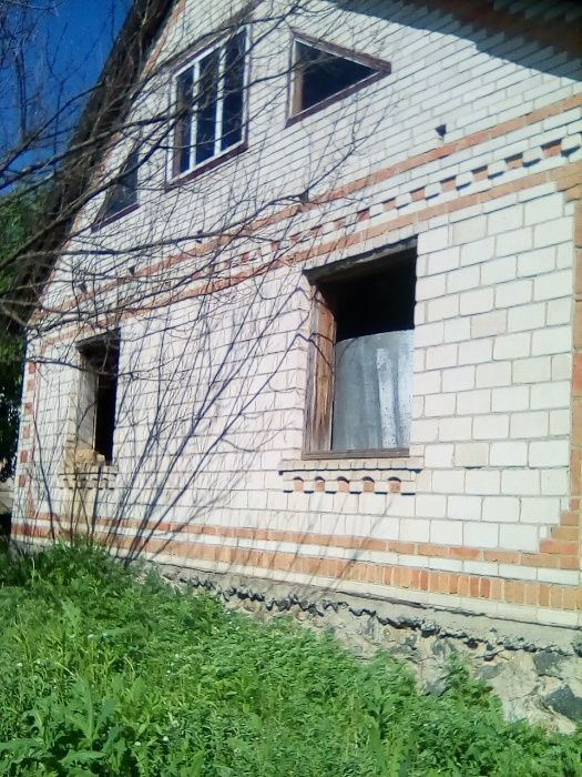 6 КІМ. БУДИНОК, ПЛОЩА - 100 м², ЦІНА - 1 000 $
