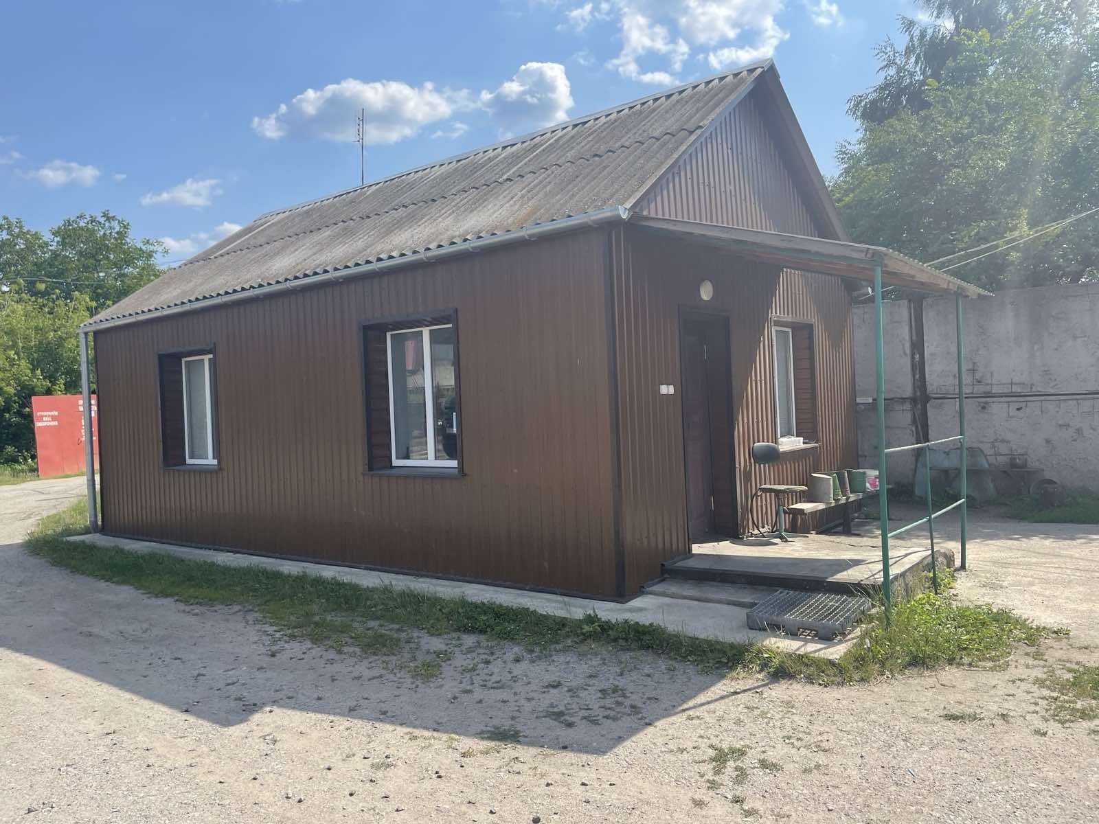 ПЛОЩА - 700 м², ЦІНА - 245 000 $
