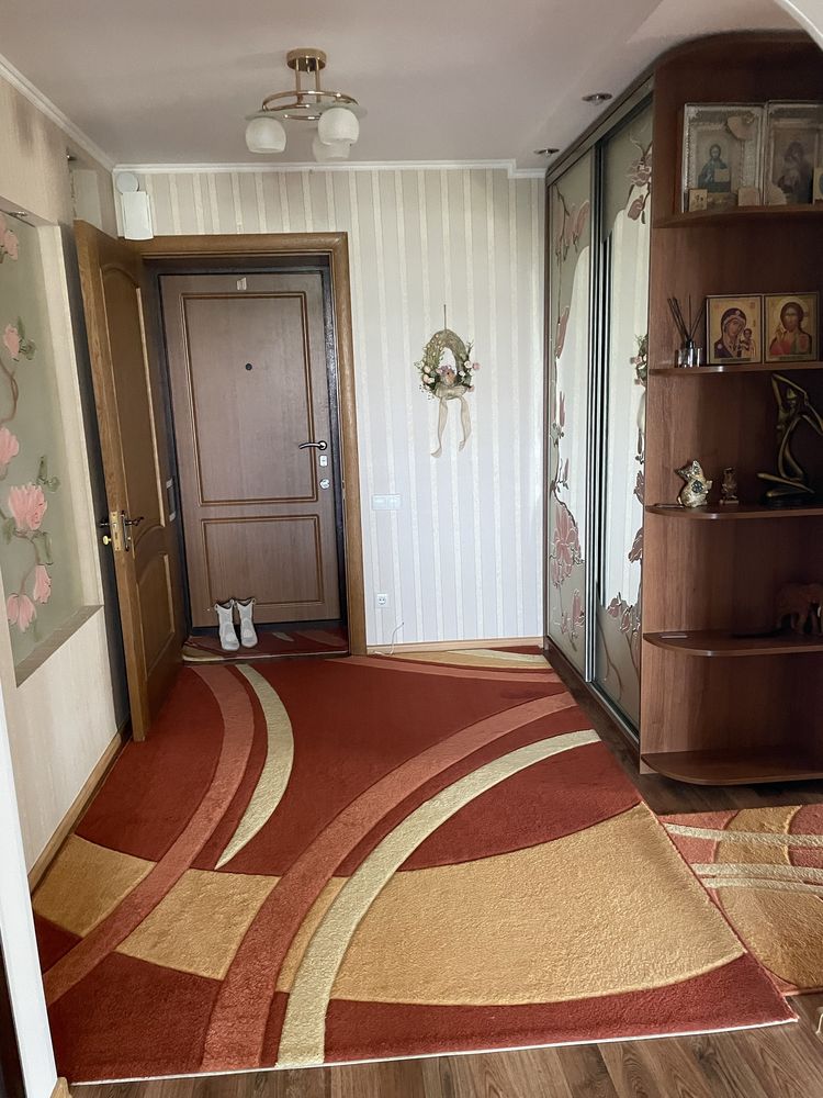 3 КІМ. КВАРТИРА, ПЛОЩА - 80 м², ЦІНА - 597 $
