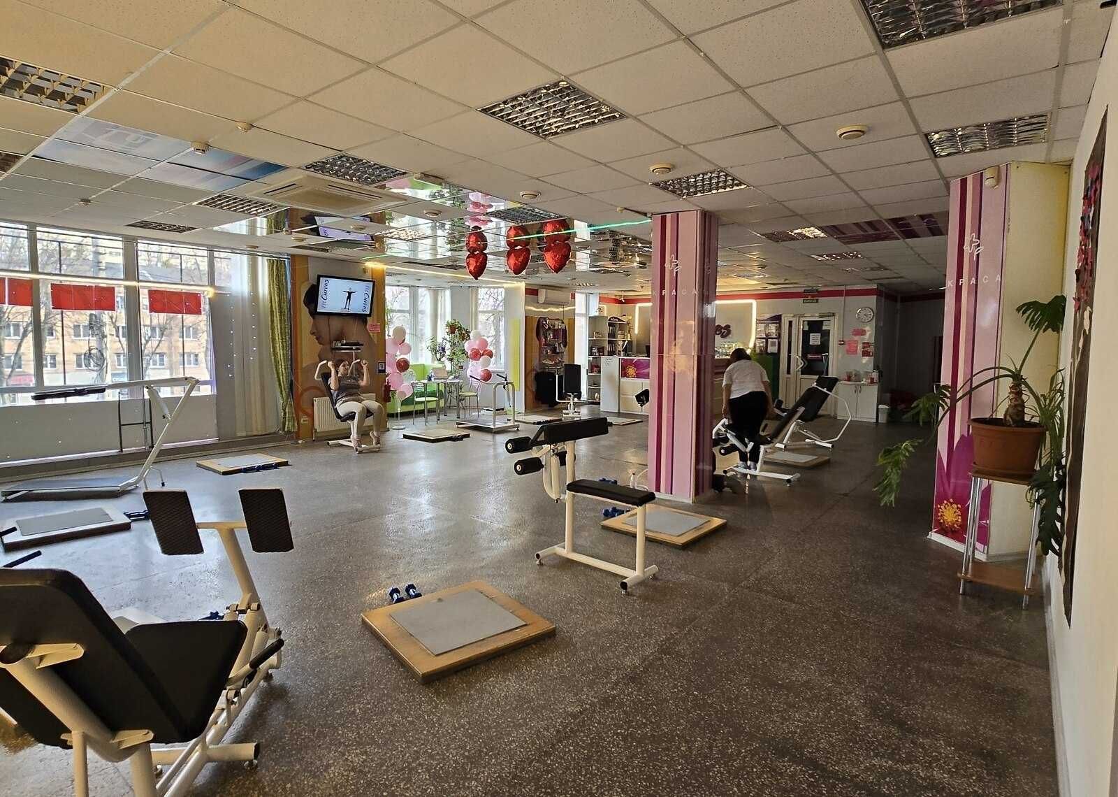 ПЛОЩА - 250 м², ЦІНА - 1 194 $
