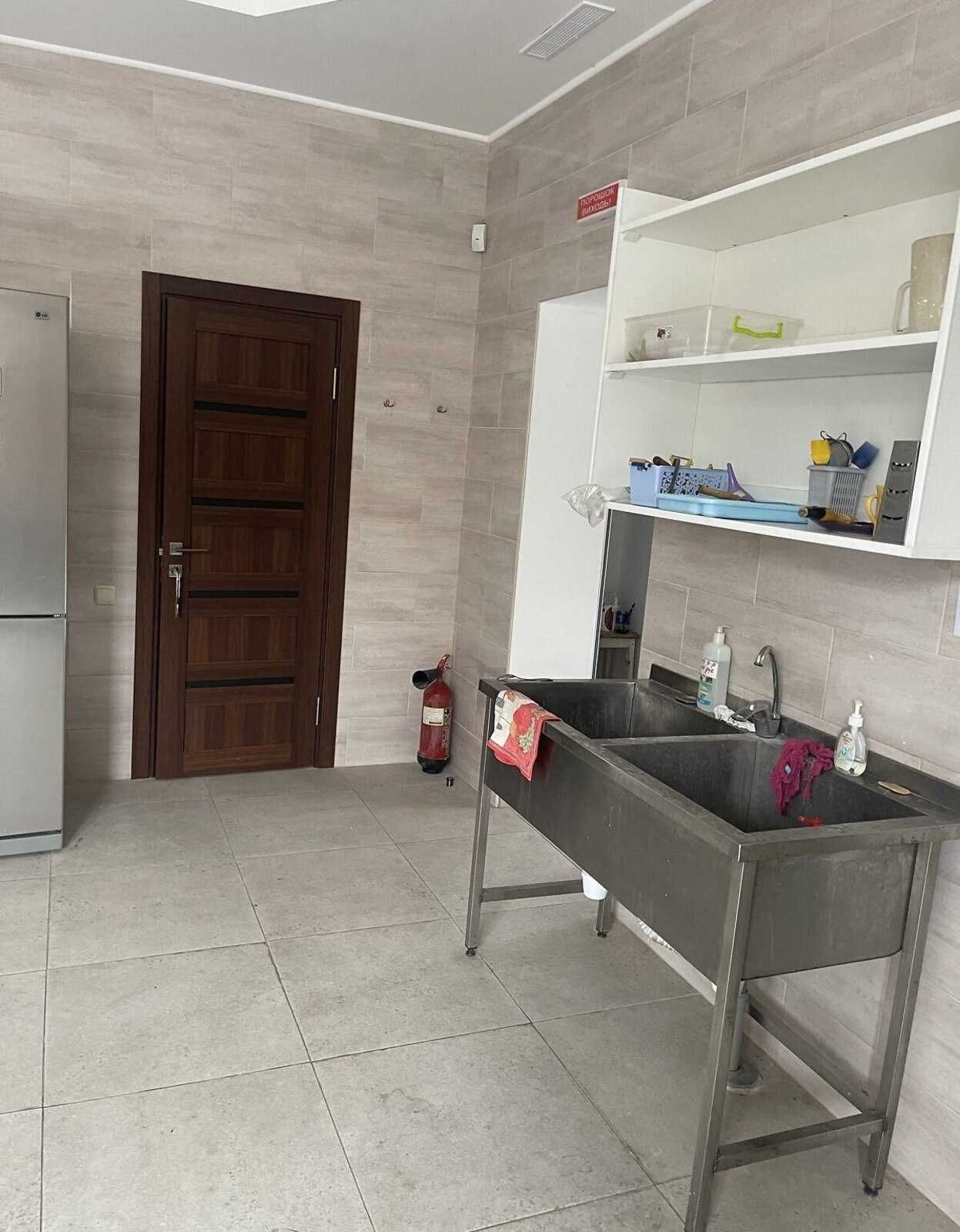 Обʼєкт нерухомості: ПЛОЩА - 275 м², ЦІНА - 2 750 $
 — HUBTRUST, Вінниця