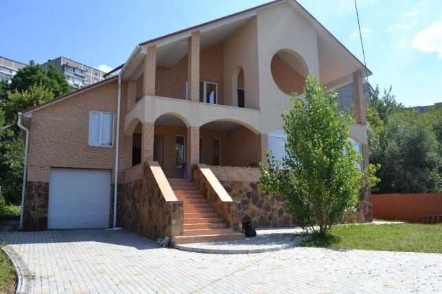 ПЛОЩА - 120 м², ЦІНА - 83 $
