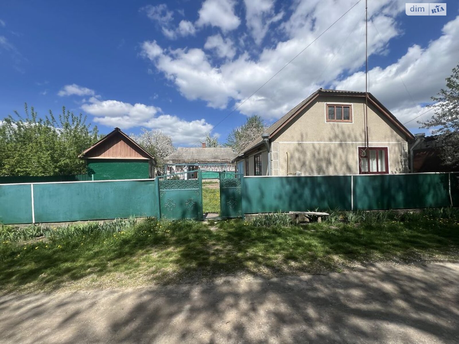 4 КІМ. БУДИНОК, ПЛОЩА - 100 м², ЦІНА - 15 000 $
